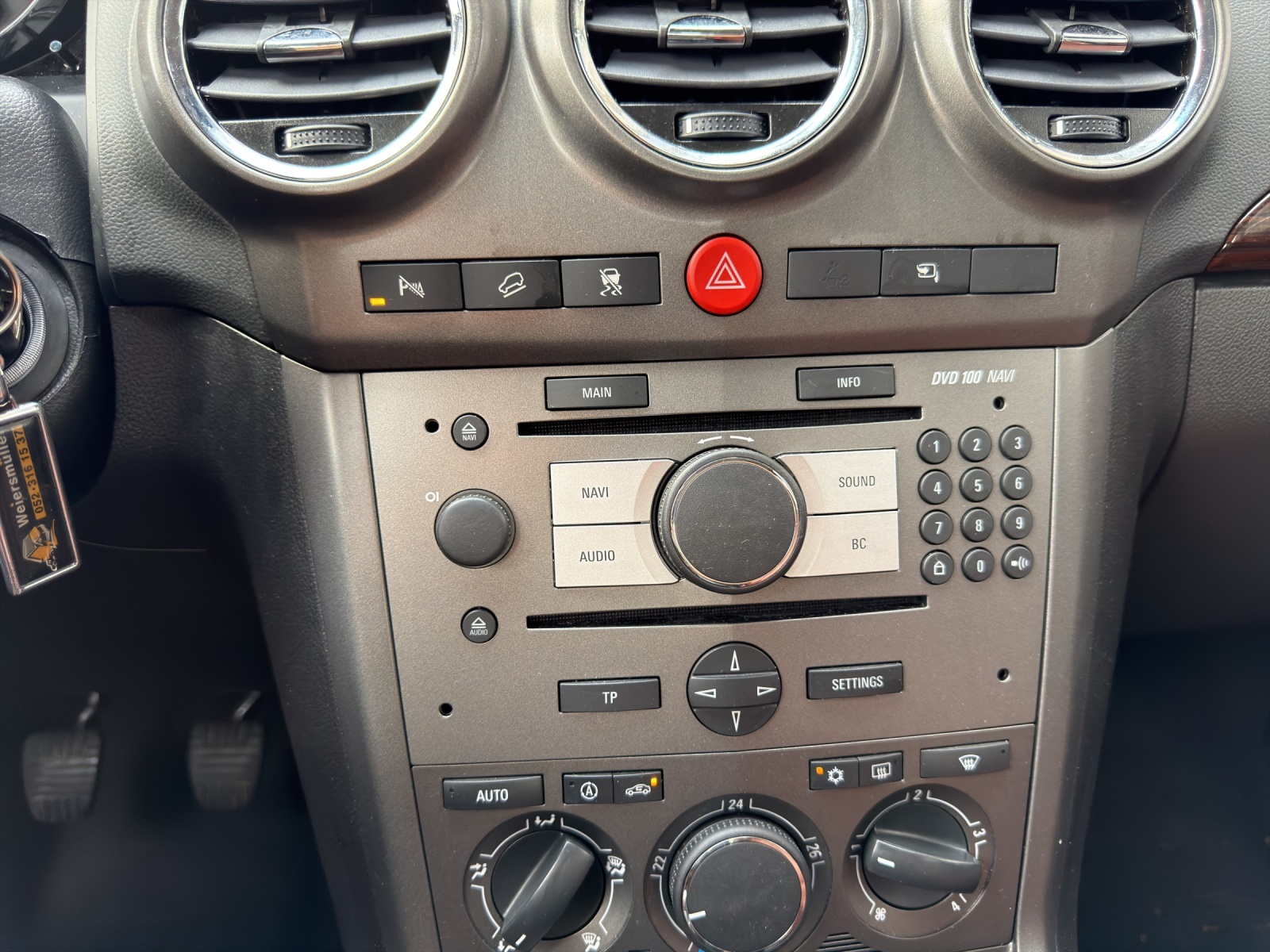 OPEL Antara 2.0 CDTi Cosmo 4WD-image-13