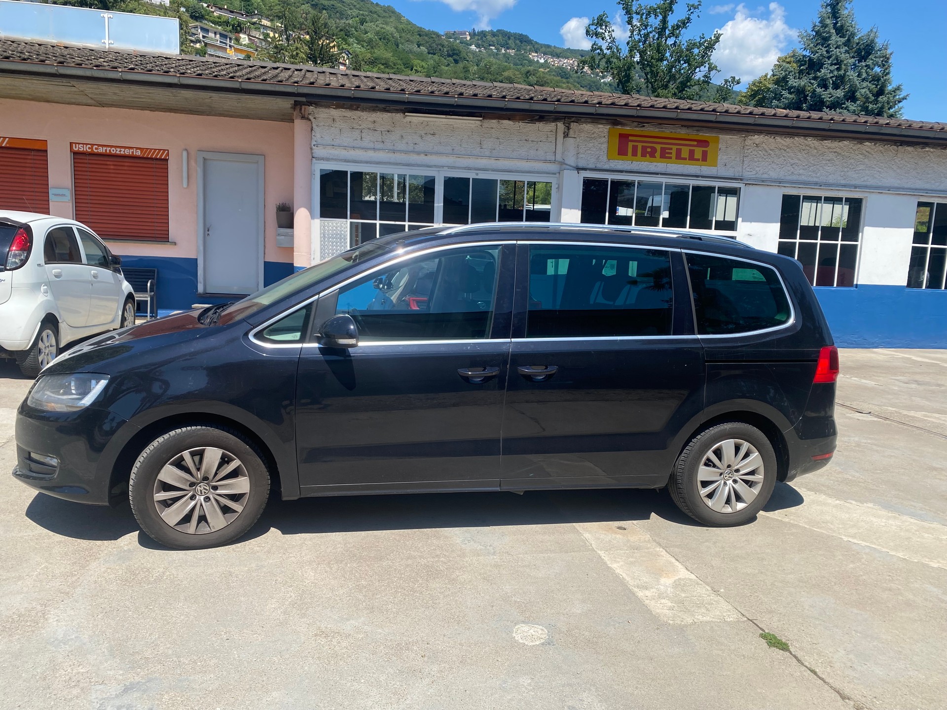VW SHARAN-image-2