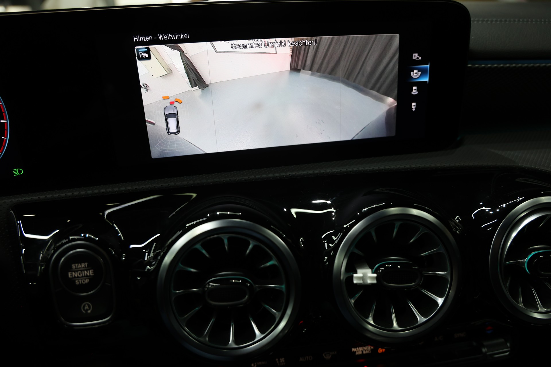 MERCEDES-BENZ CLA Shooting Brake 200 Progressive 7G-DCT-image-8