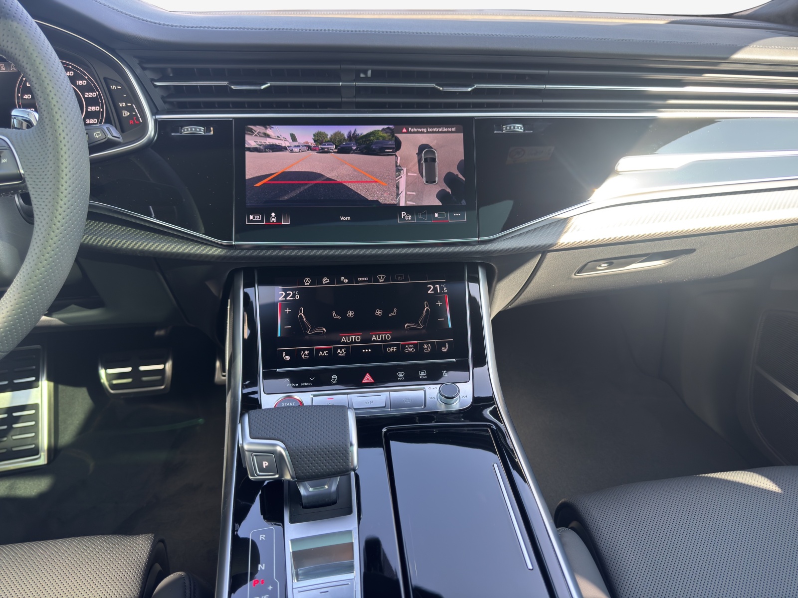 AUDI RSQ8 performance quattro-image-10