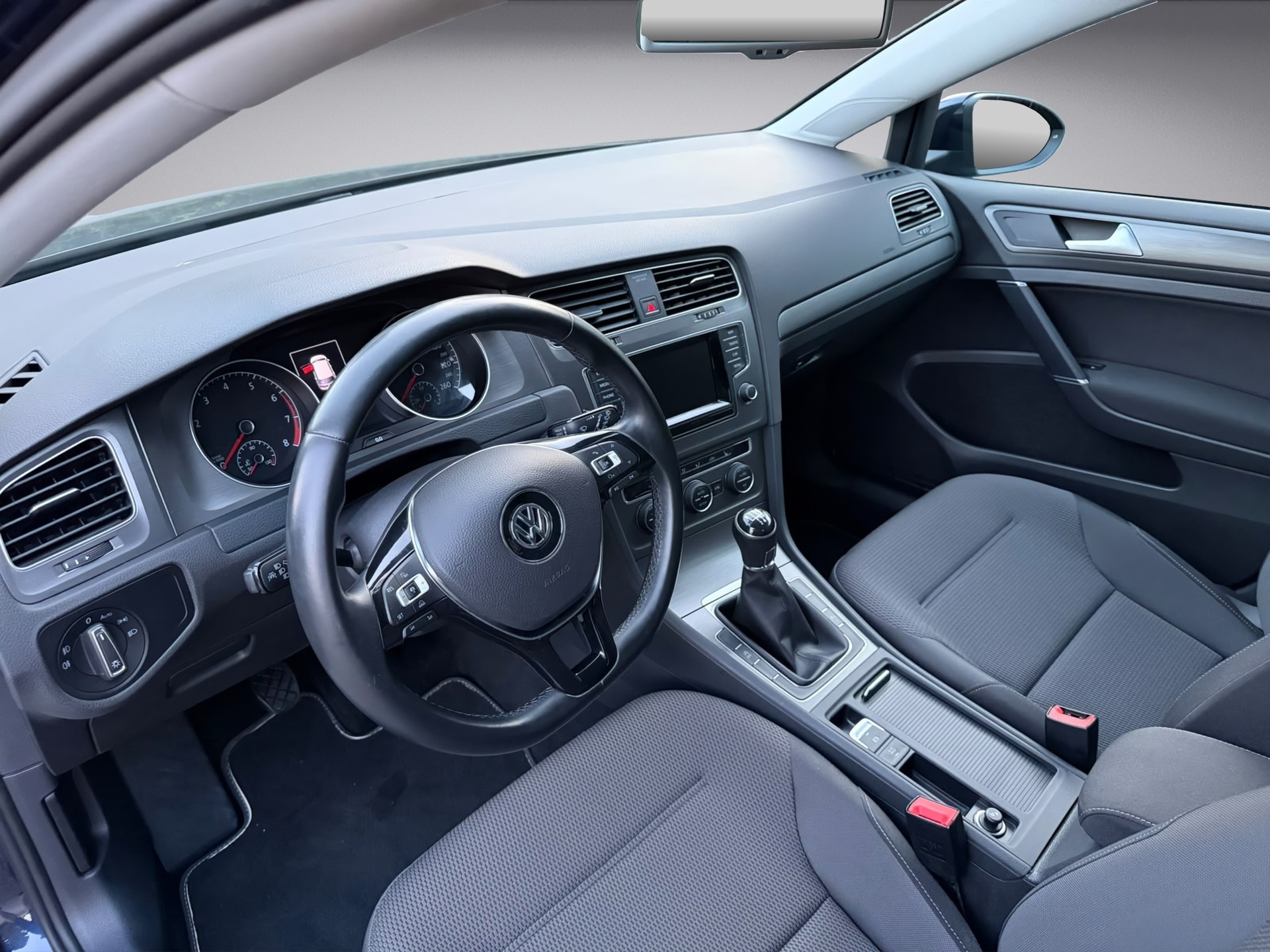VW Golf 1.4 TSI Comfortline-image-9