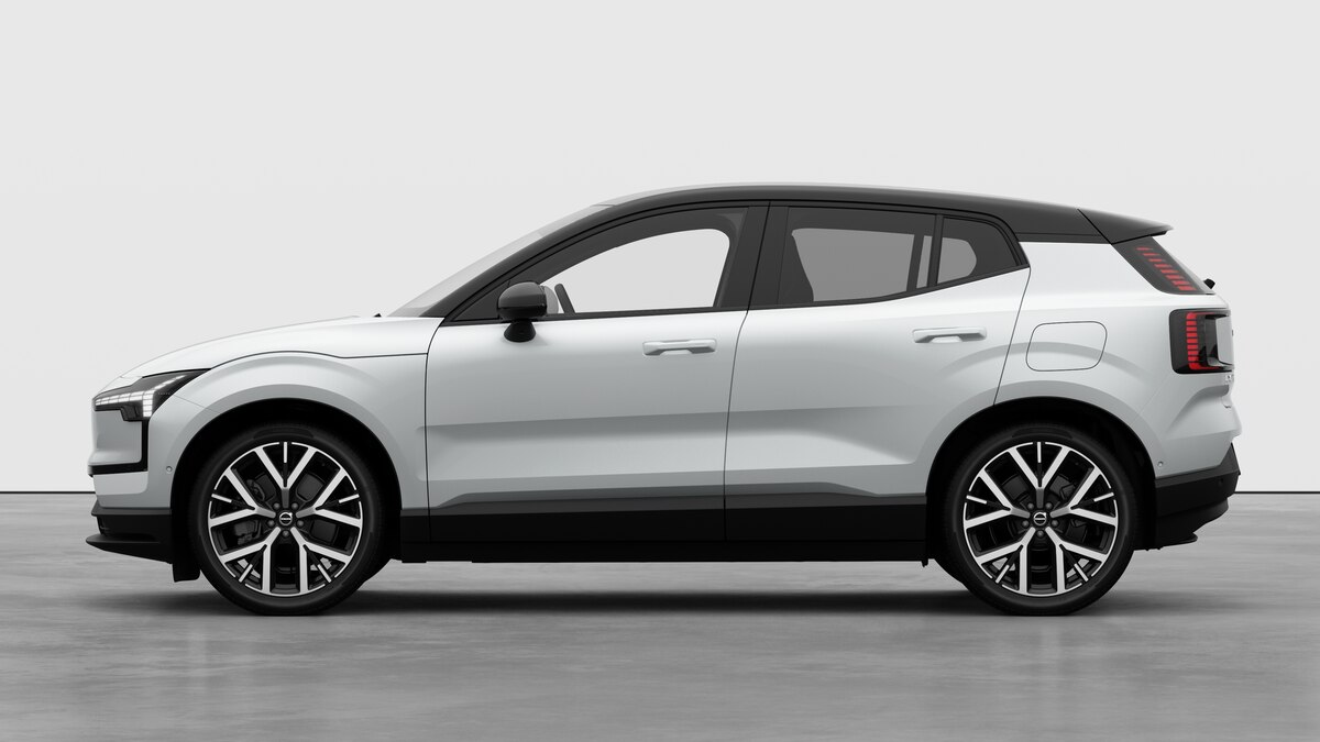 VOLVO EX30 E60 Twin Ultra Performance AWD-image-2