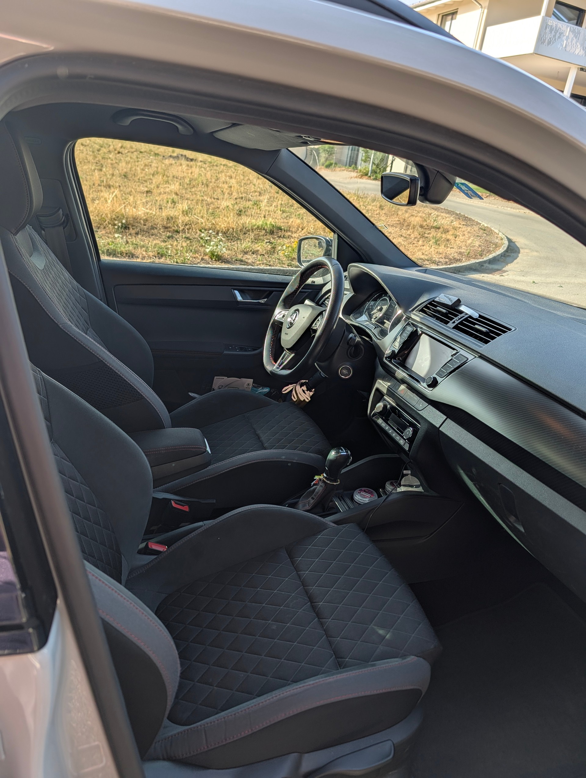 SKODA 1.0 TSI Monte Carlo DSG-image-5