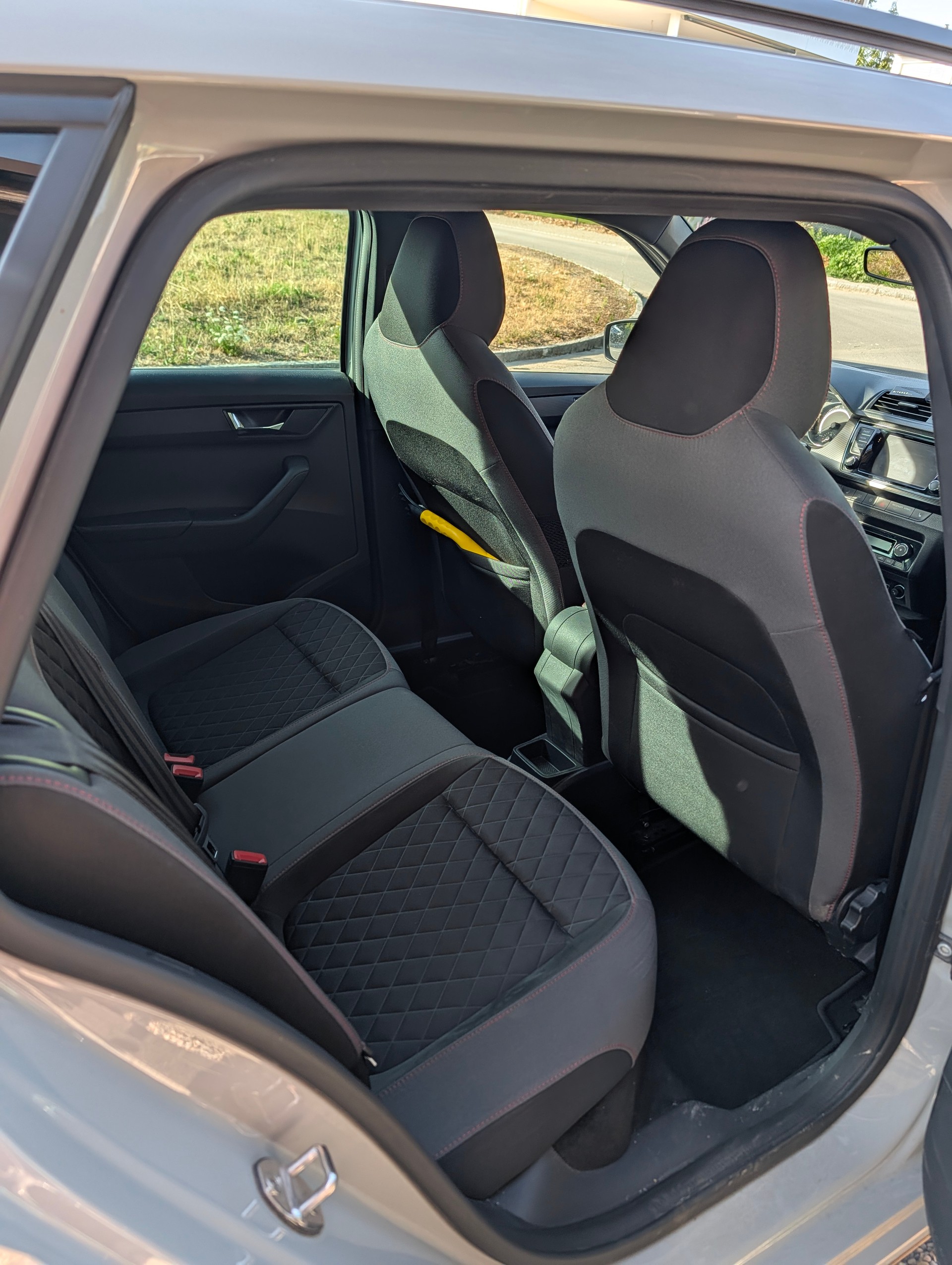 SKODA 1.0 TSI Monte Carlo DSG-image-4