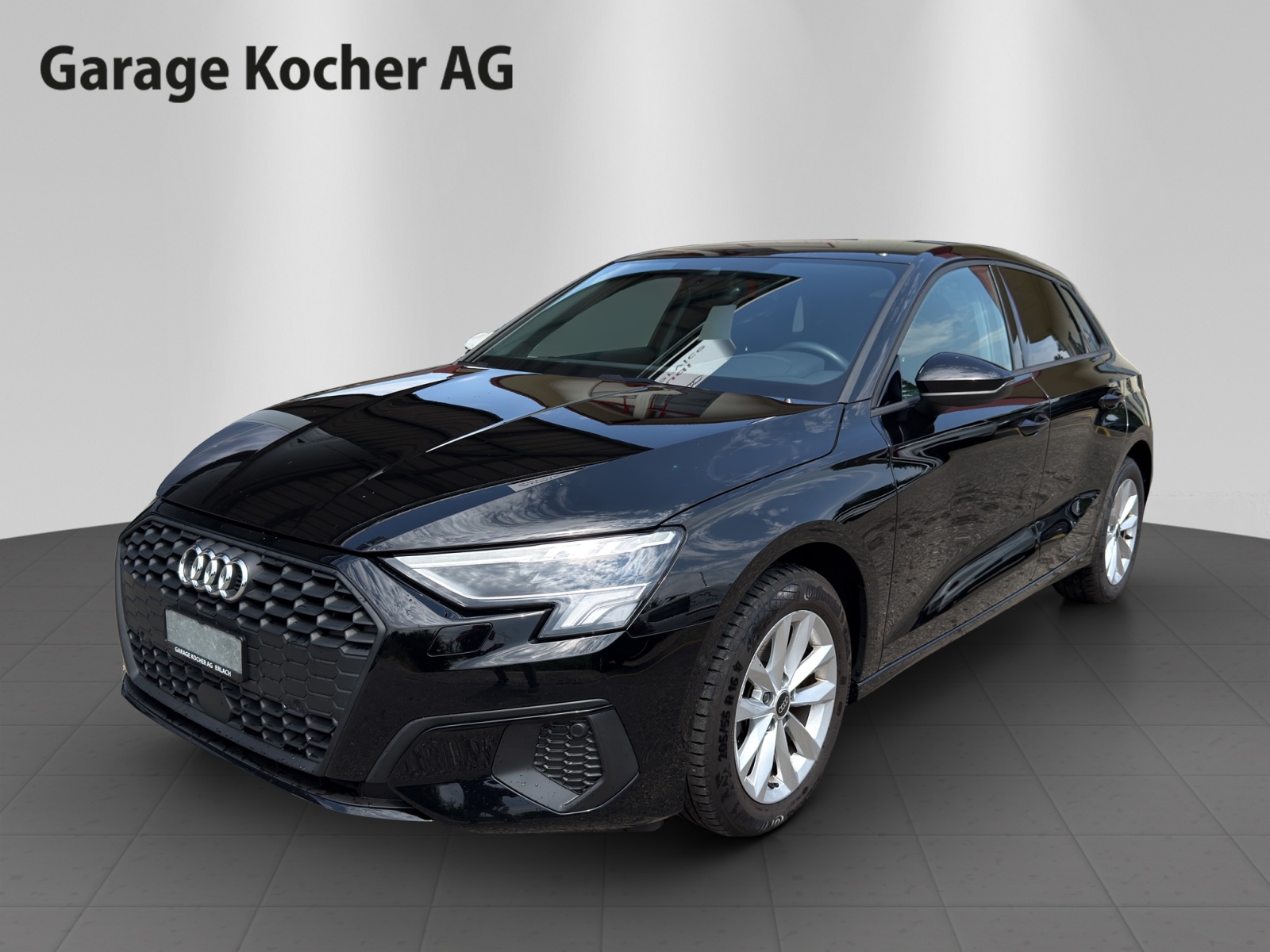 AUDI A3 Sportback 35 TFSI Attraction S-tronic-image-0