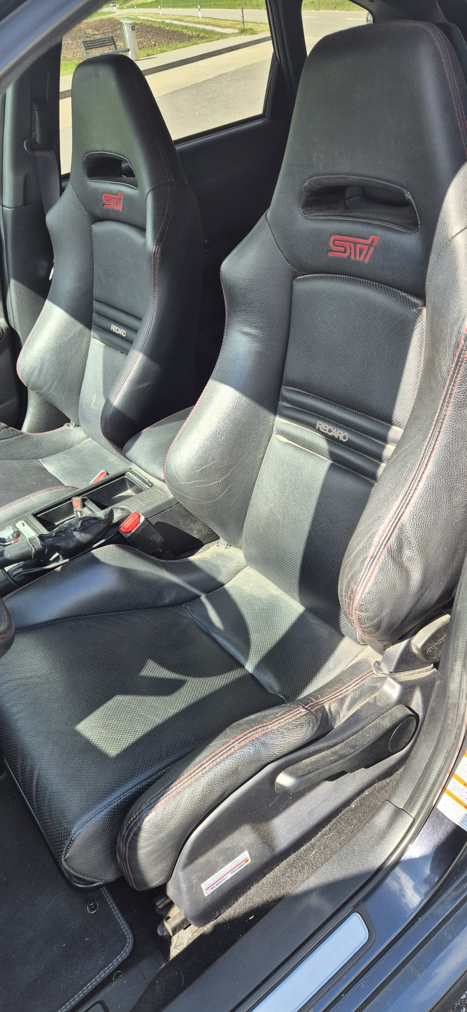 SUBARU 2.5 T Luxury STI-image-3