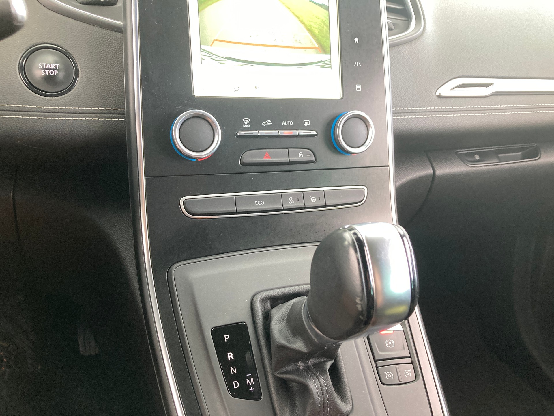 RENAULT Grand Scénic 1.5 dCi Intens EDC-image-12