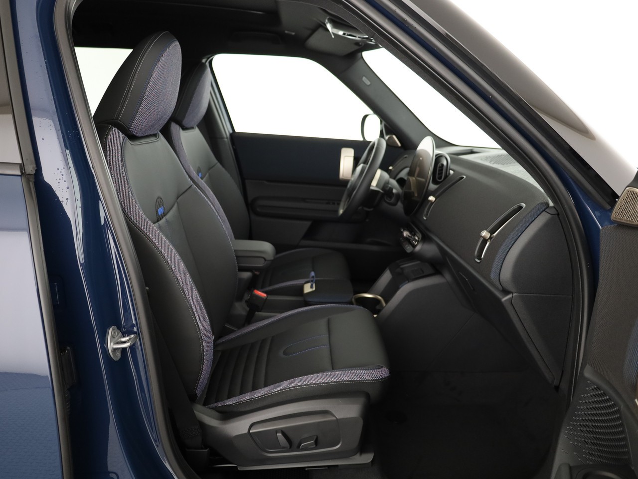 MINI Countryman S ALL4 Steptronic-image-16