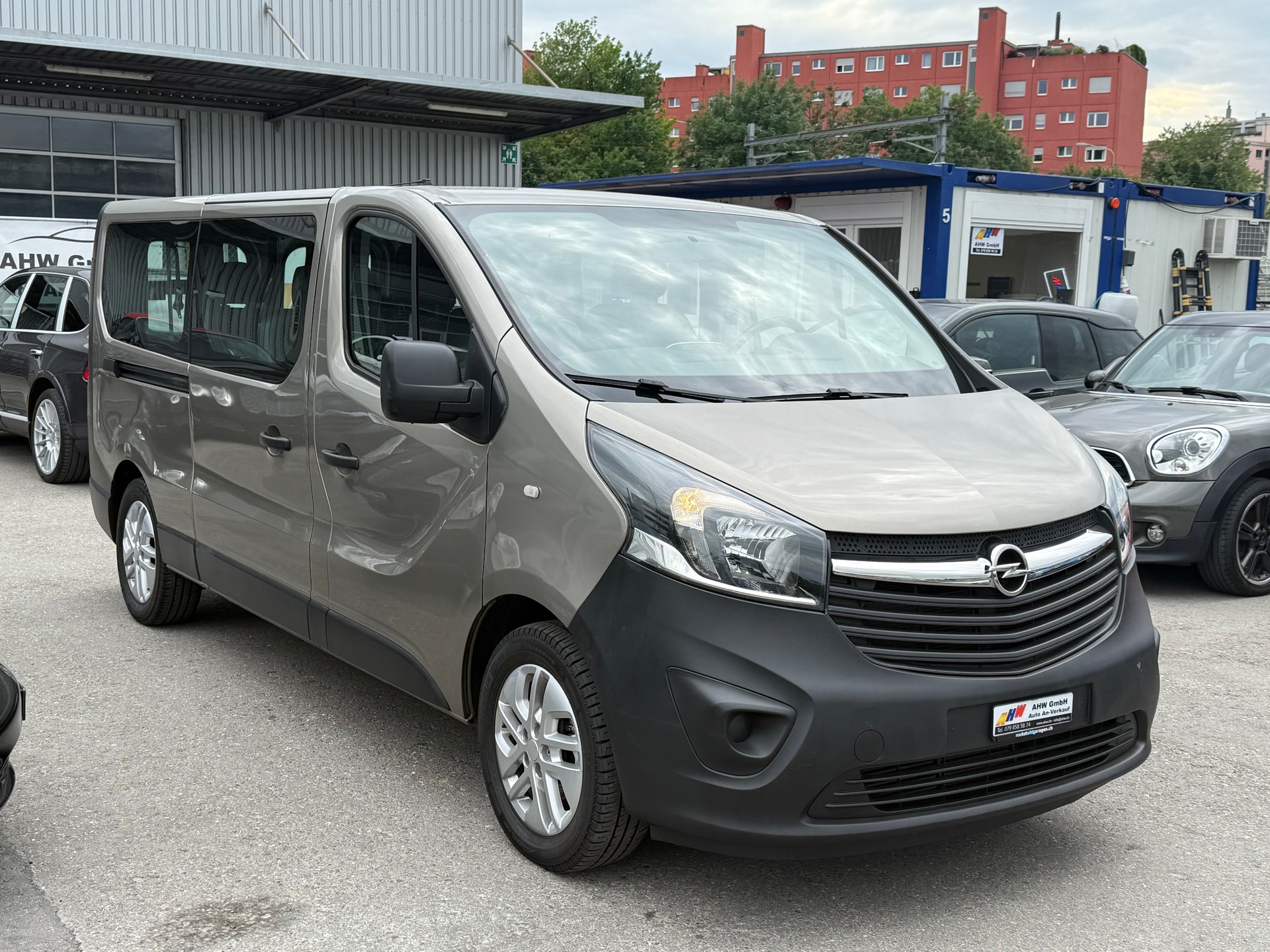OPEL Vivaro 1.6 BiTurbo CDTI ecoFLEX 2.9t L2H1 / AB MFK 14.01.2026 / Klimaanlage / 9 Plätzer-image-2