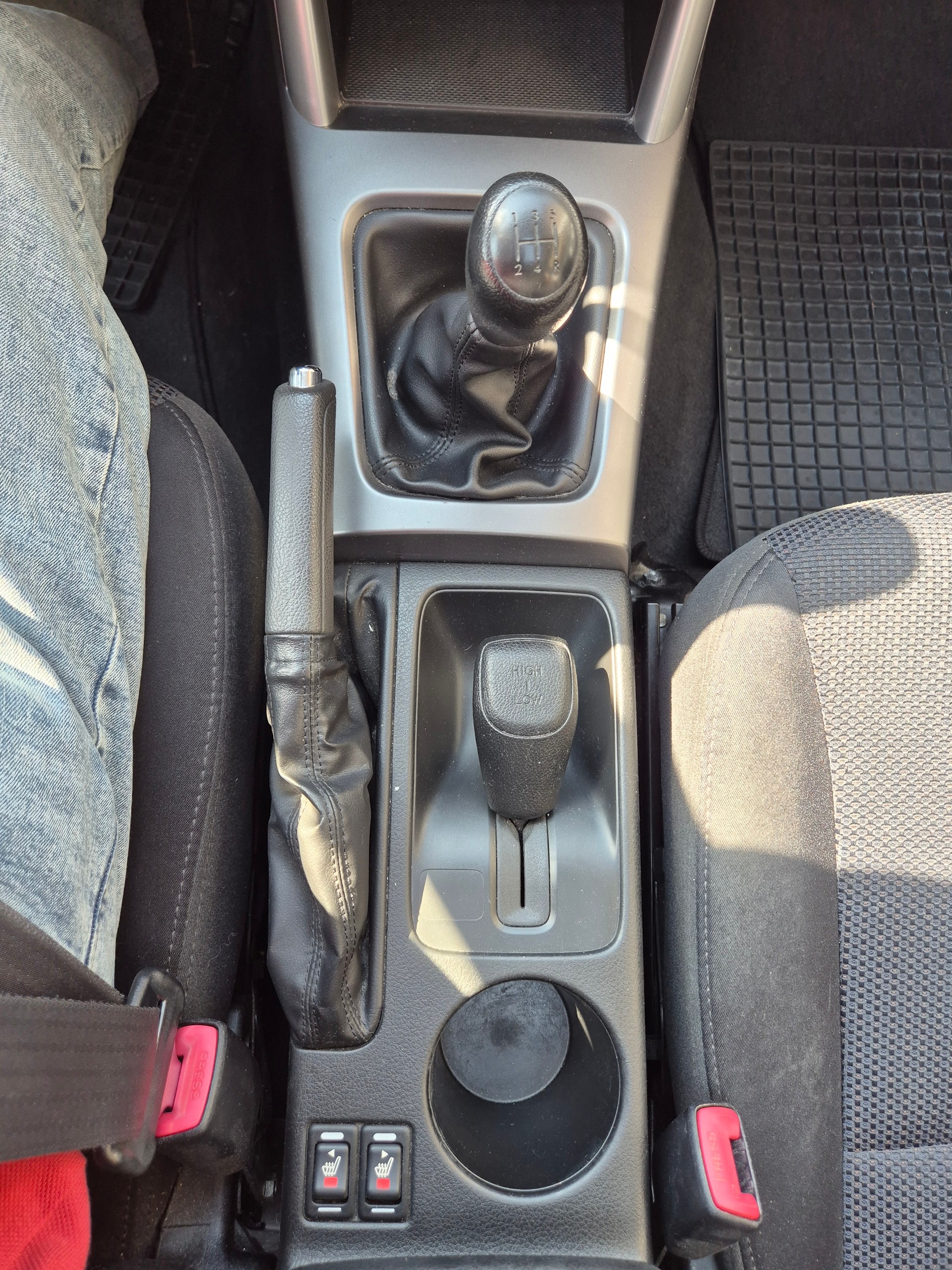 SUBARU Forester 2.0X Advantage-image-7