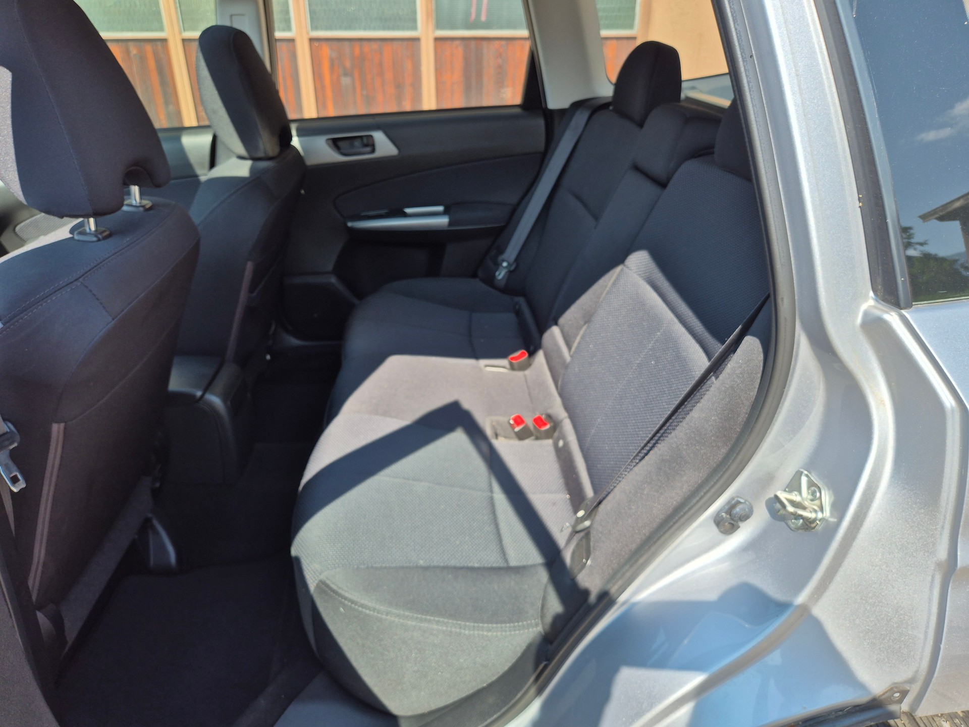 SUBARU Forester 2.0X Advantage-image-10