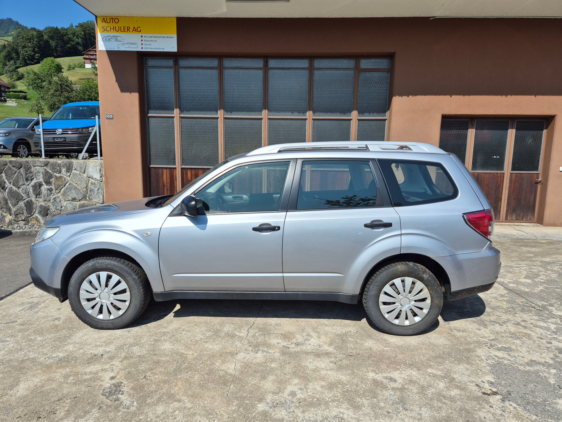 SUBARU Forester 2.0X Advantage-image-1