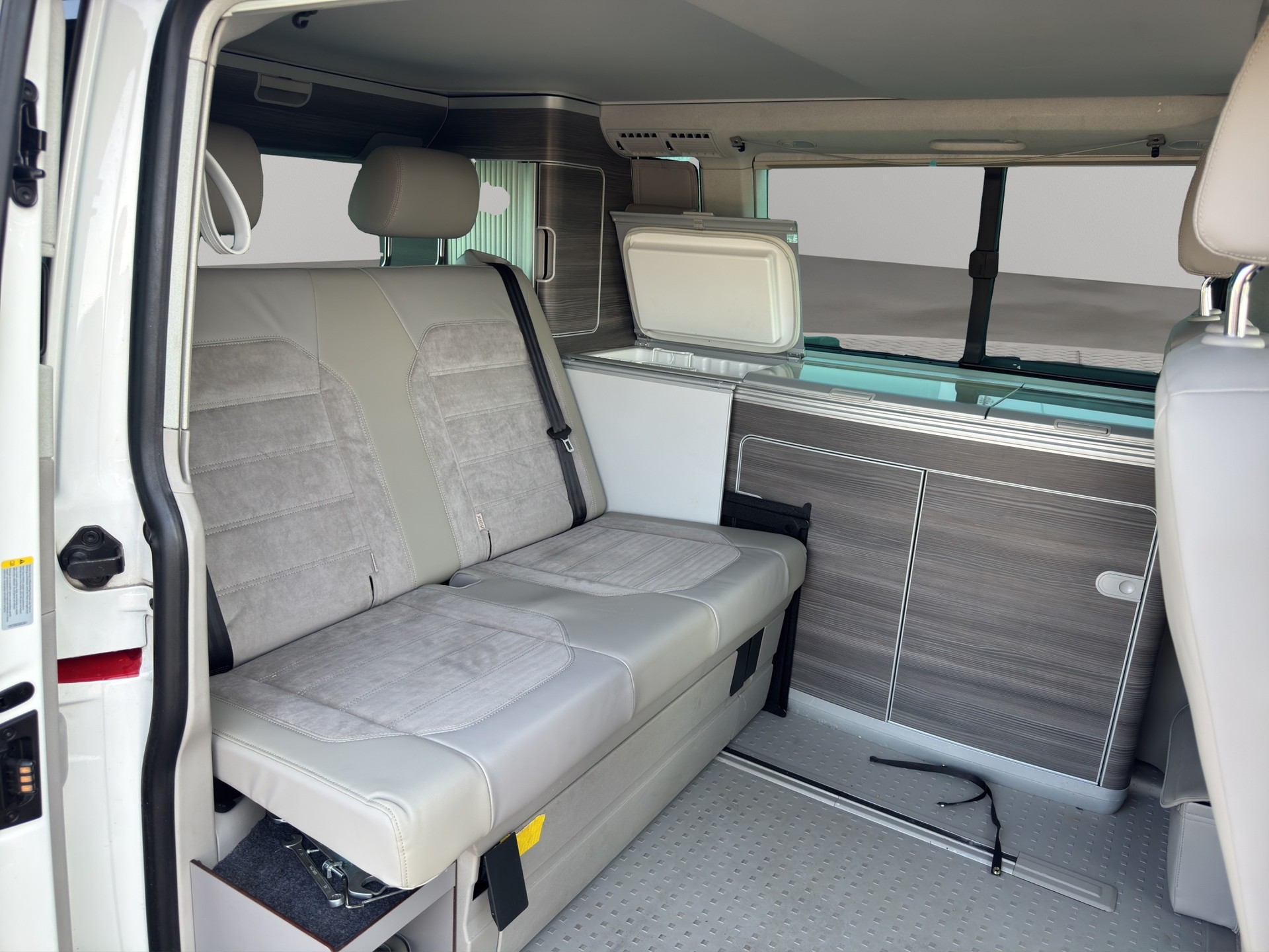 VW T6 California 2.0 Bi-TDI Ocean Liberty 4Motion DSG-image-10