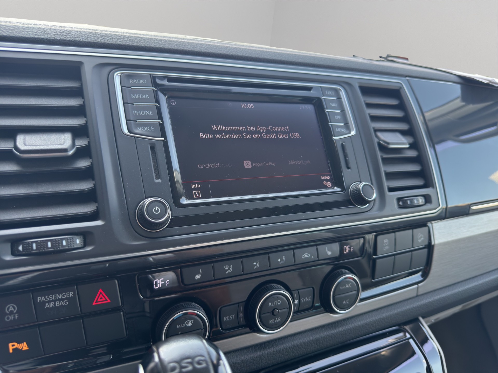 VW T6 California 2.0 Bi-TDI Ocean Liberty 4Motion DSG-image-12