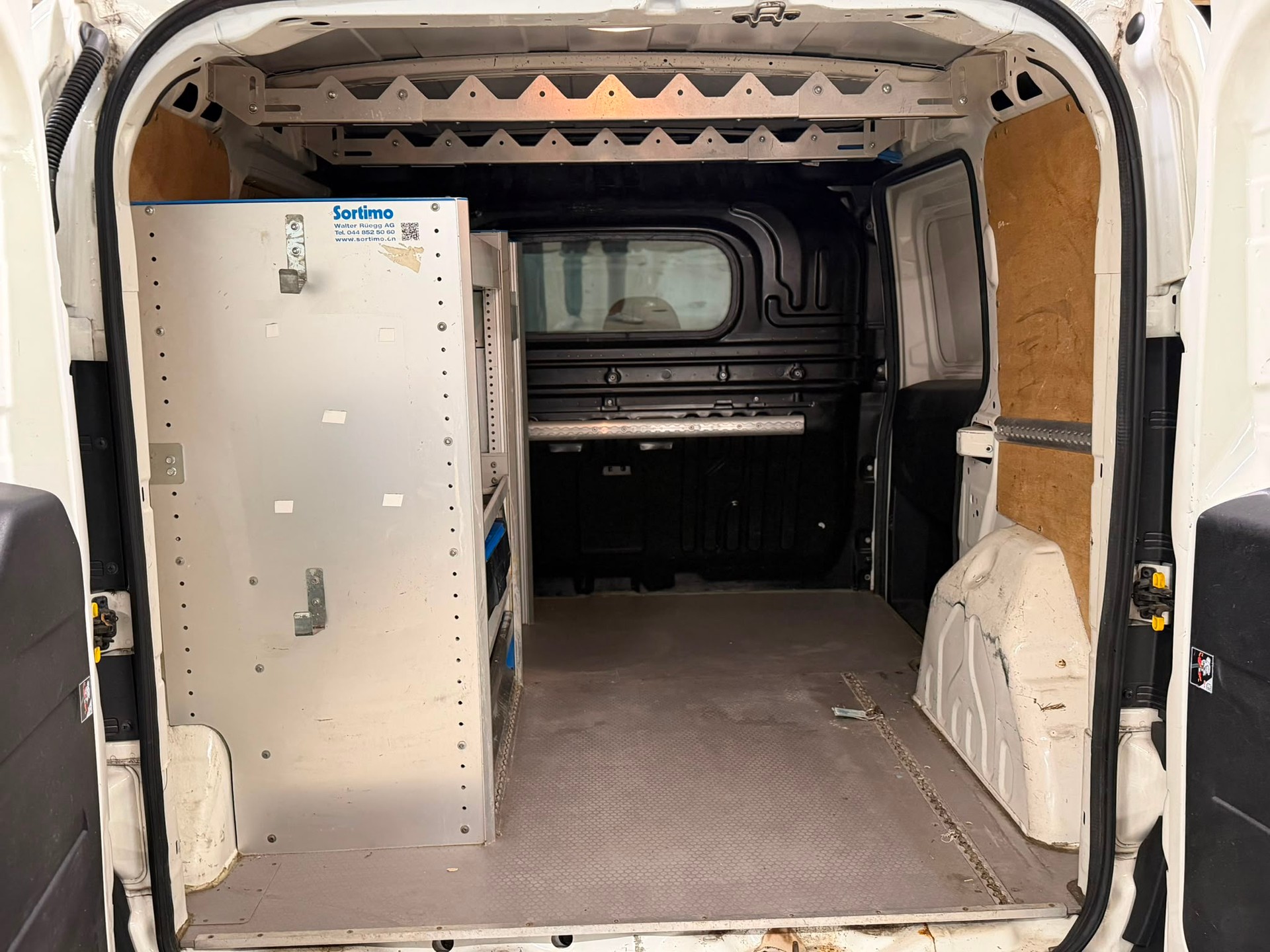FIAT Doblò 1.6 Multijet Cargo Swiss-image-8