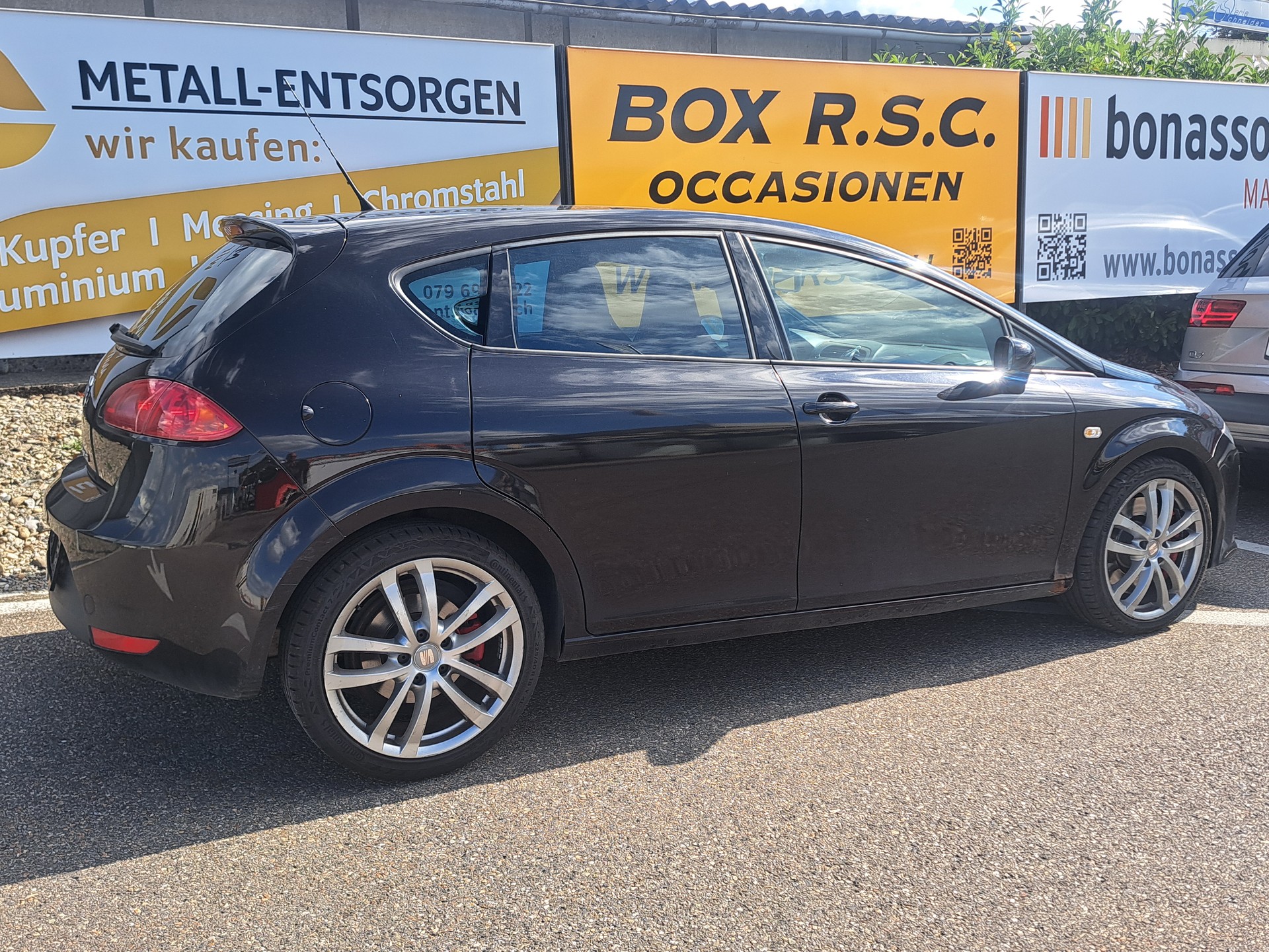 SEAT Leon 2.0 TSI Cupra-image-2