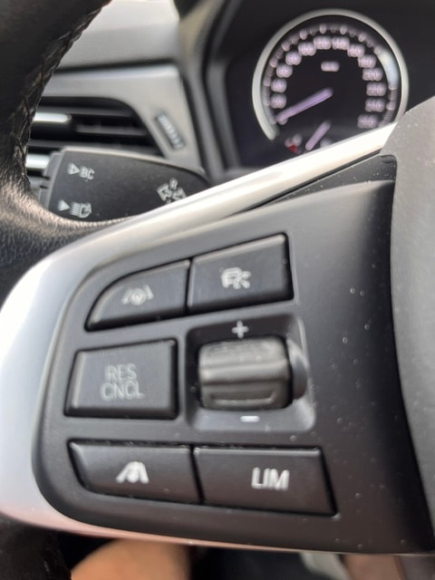 BMW 225i xDrive Active Tourer Steptronic Luxury Line-image-15