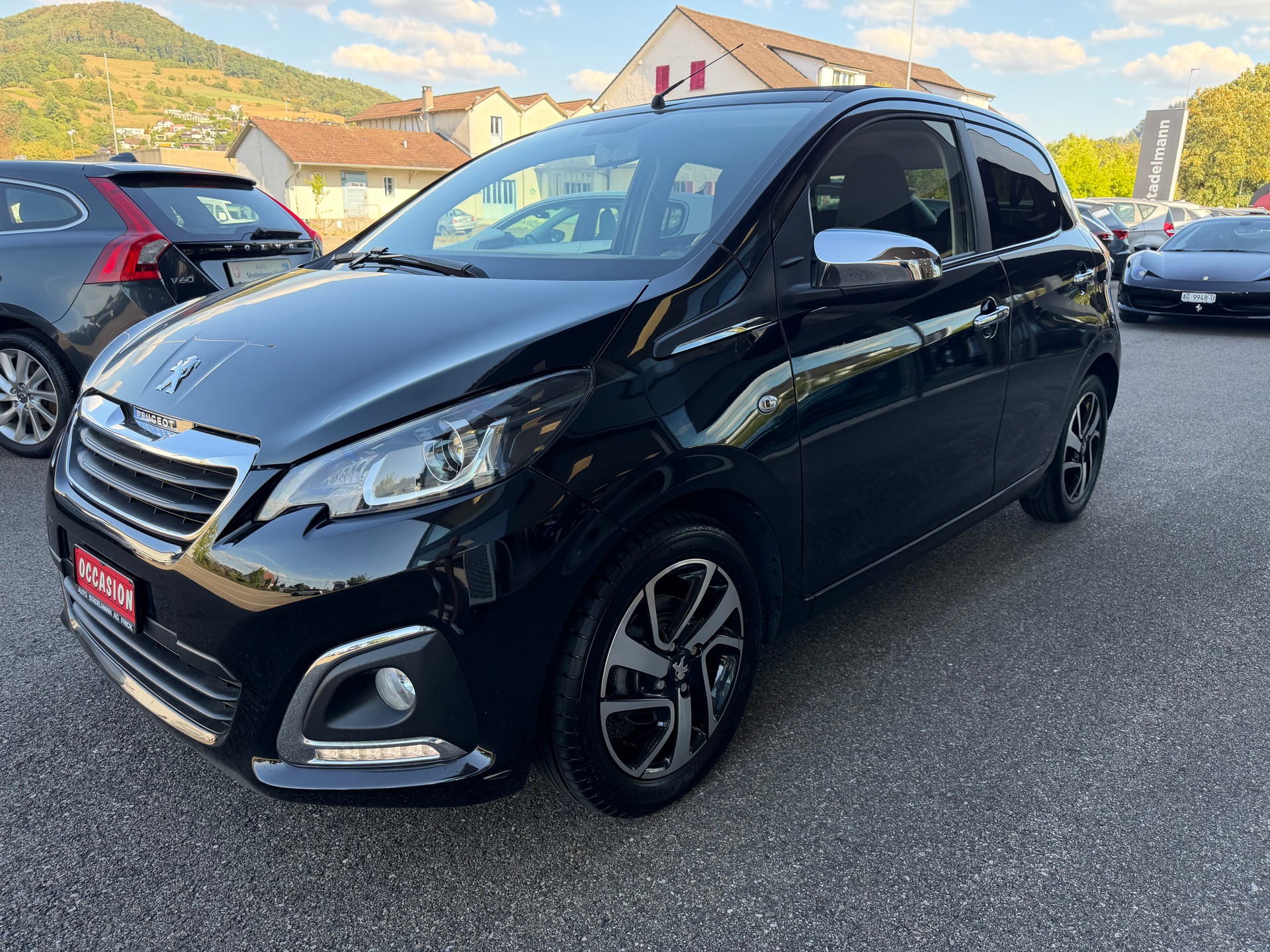 PEUGEOT 108 1.2 VTi Allure Top-image-9