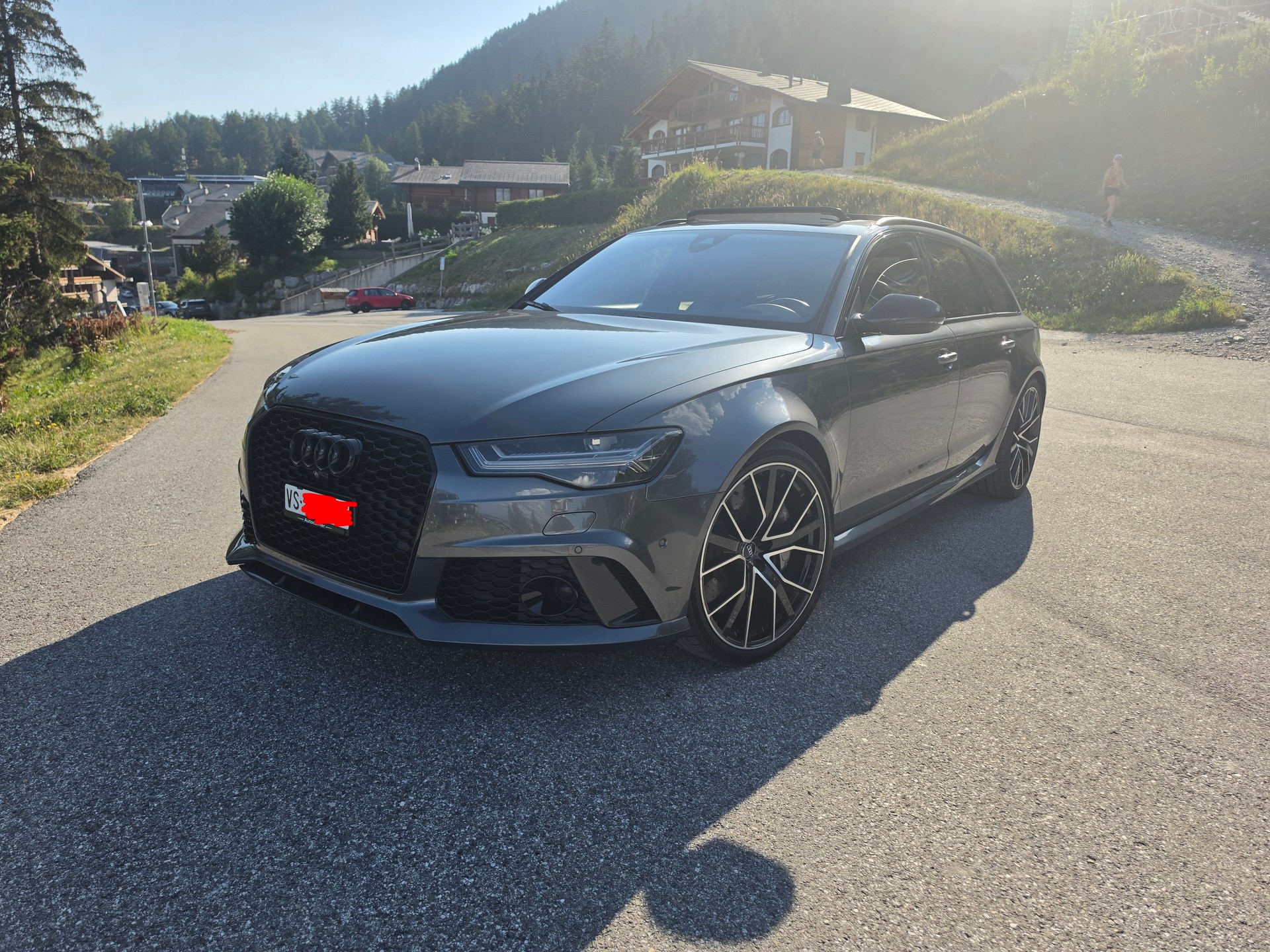 AUDI 4.0 V8 TFSI perform. qu. T-Tr.-image-0
