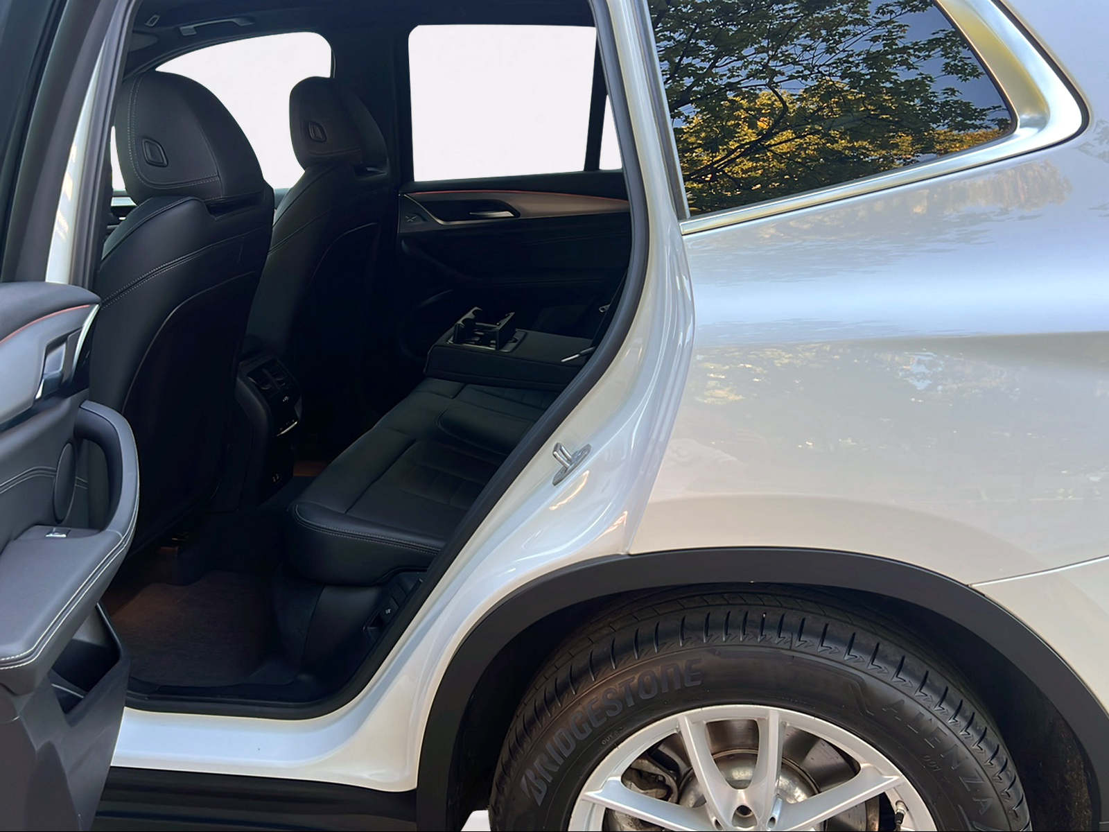BMW X3 xDrive 30e-image-10