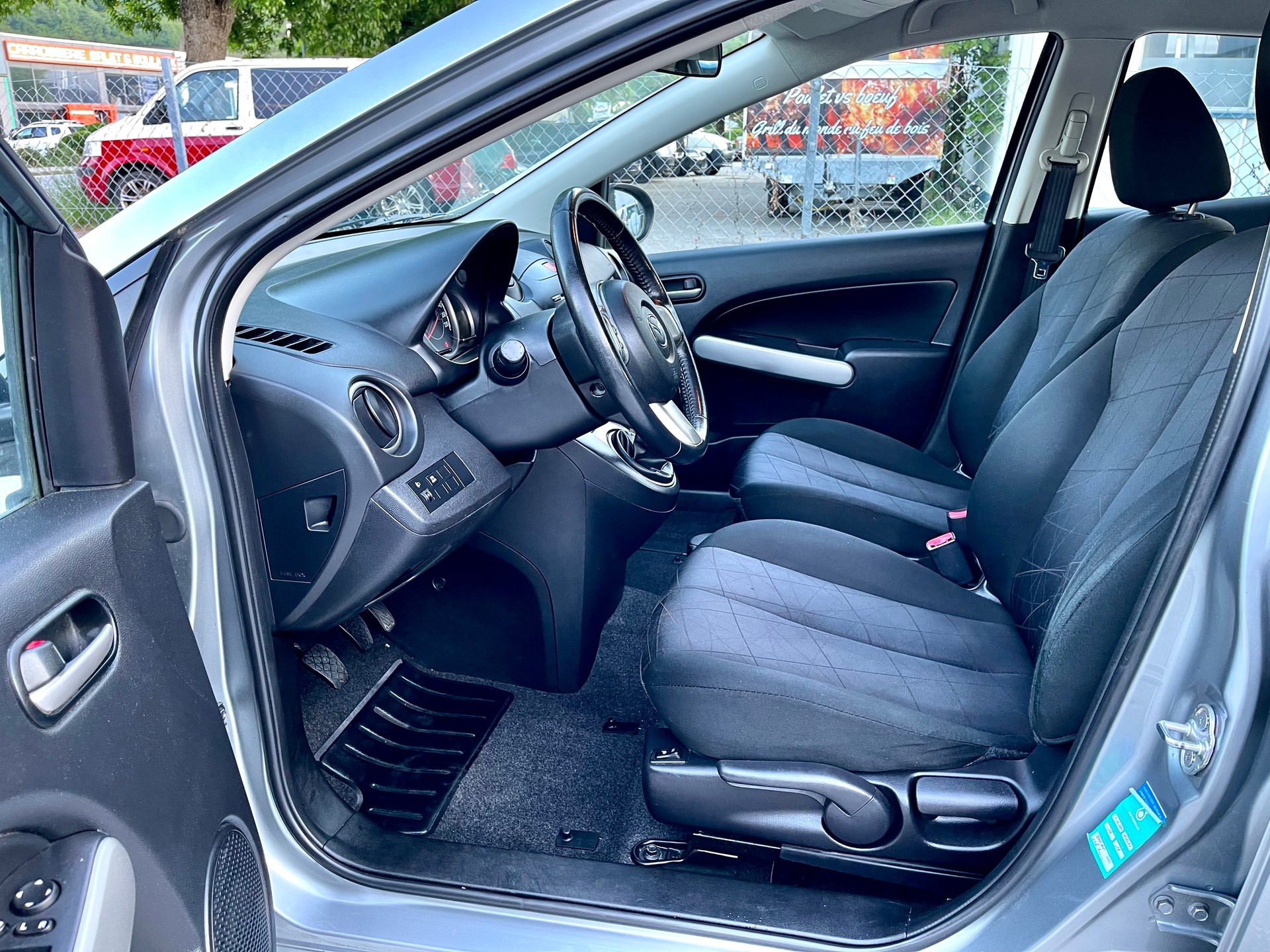 MAZDA 2 1.6 CD Exclusive-image-24