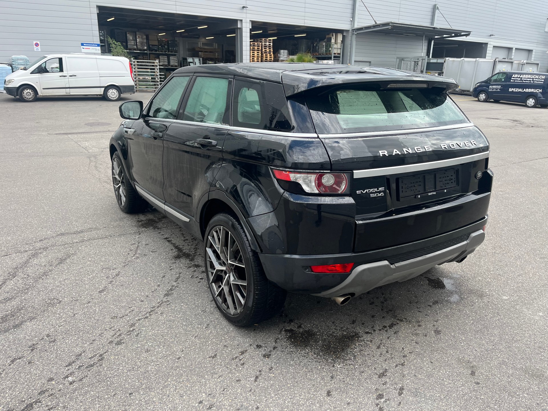 LAND ROVER Range Rover Evoque 2.2 SD4 Dynamic Spirit AT6-image-3