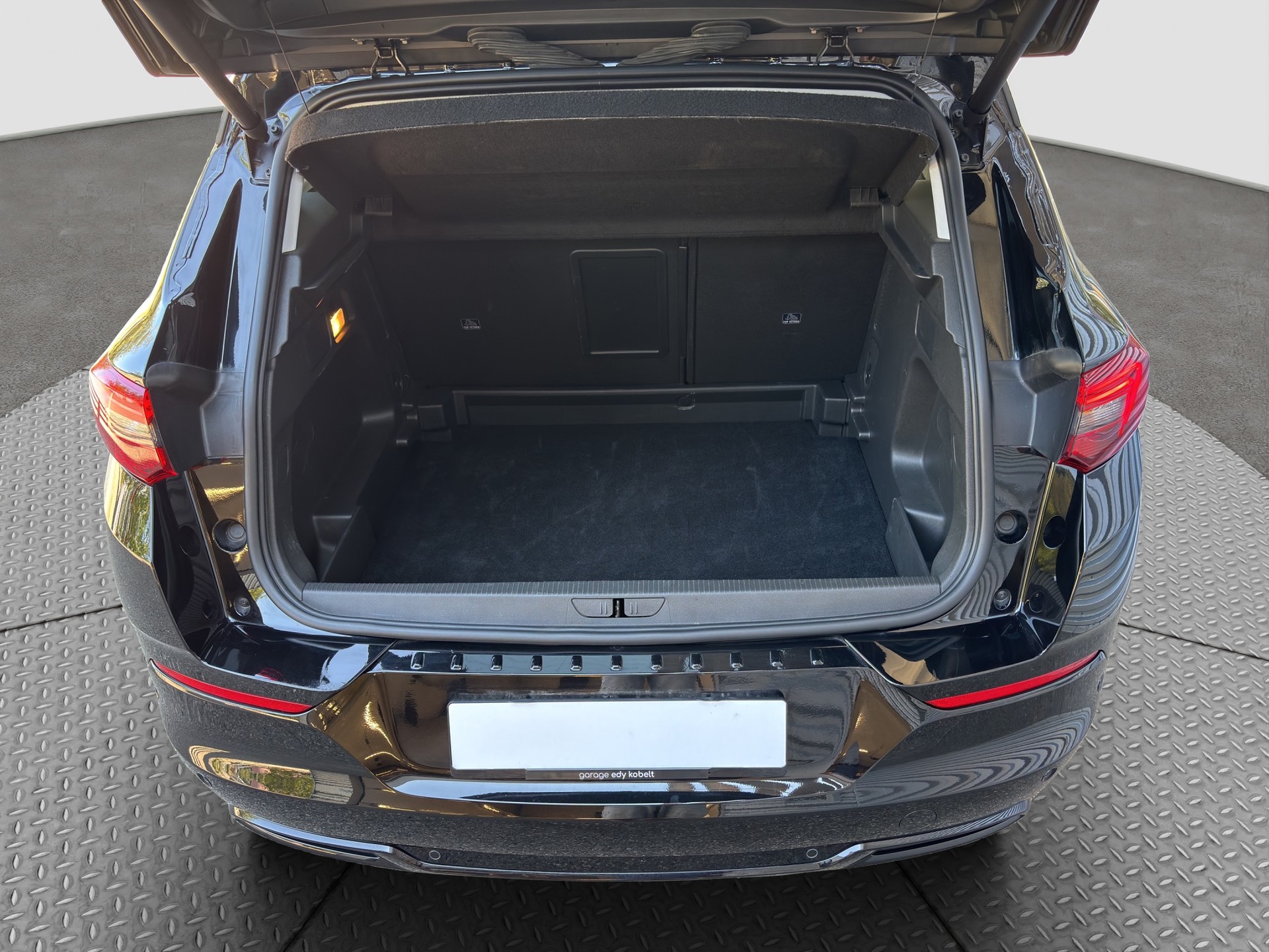 OPEL Grandland 1.2i TP GS Line Automatik-image-18