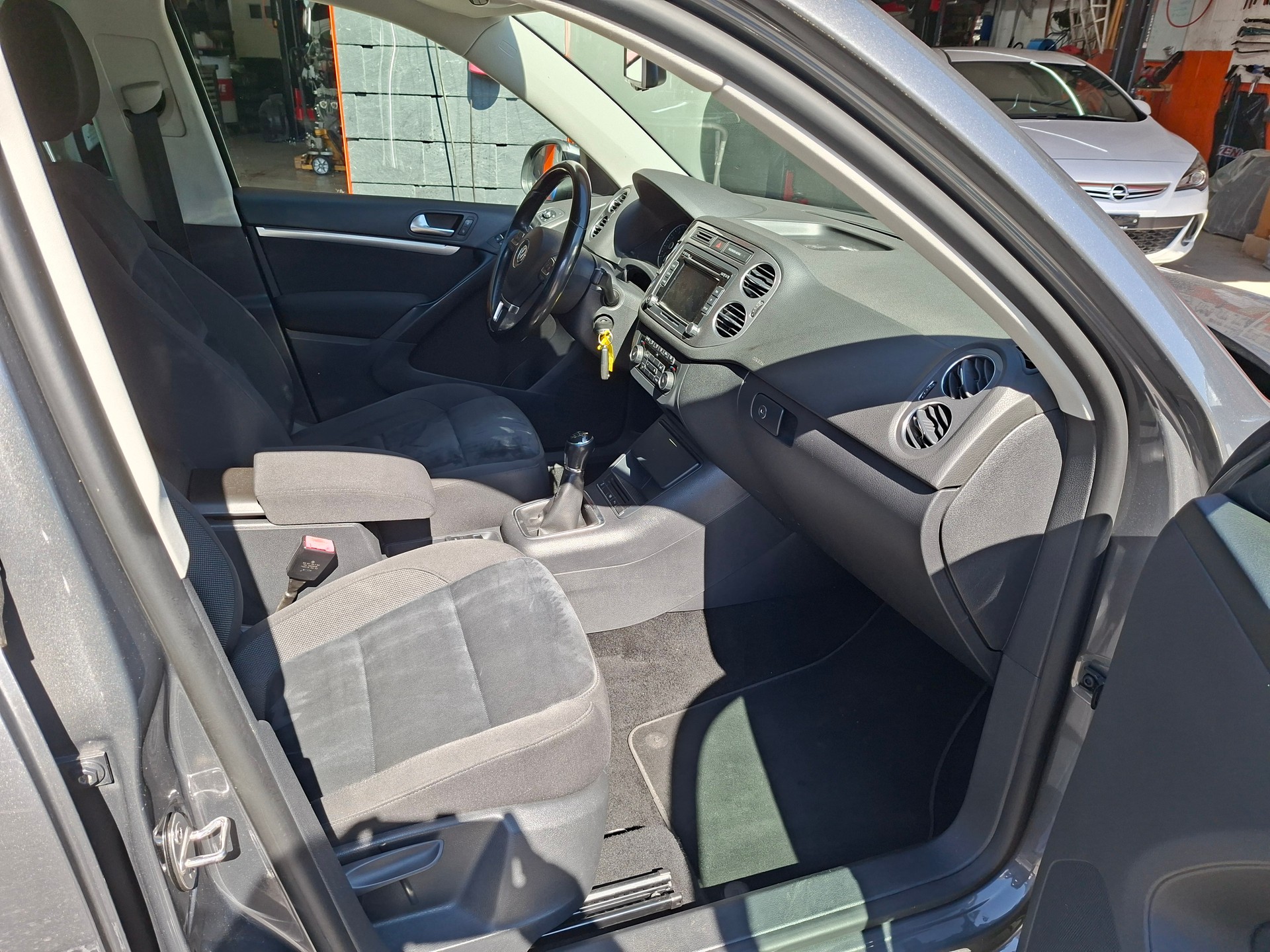 VW Tiguan 1.4 TSI Trend&Fun 4Motion-image-12
