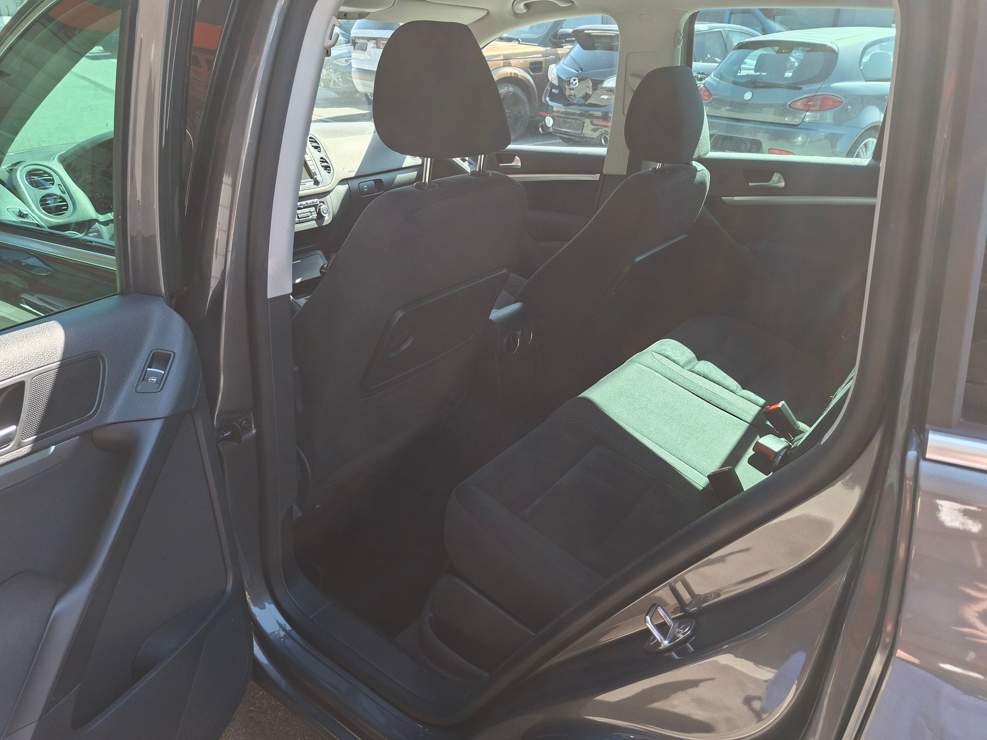 VW Tiguan 1.4 TSI Trend&Fun 4Motion-image-14