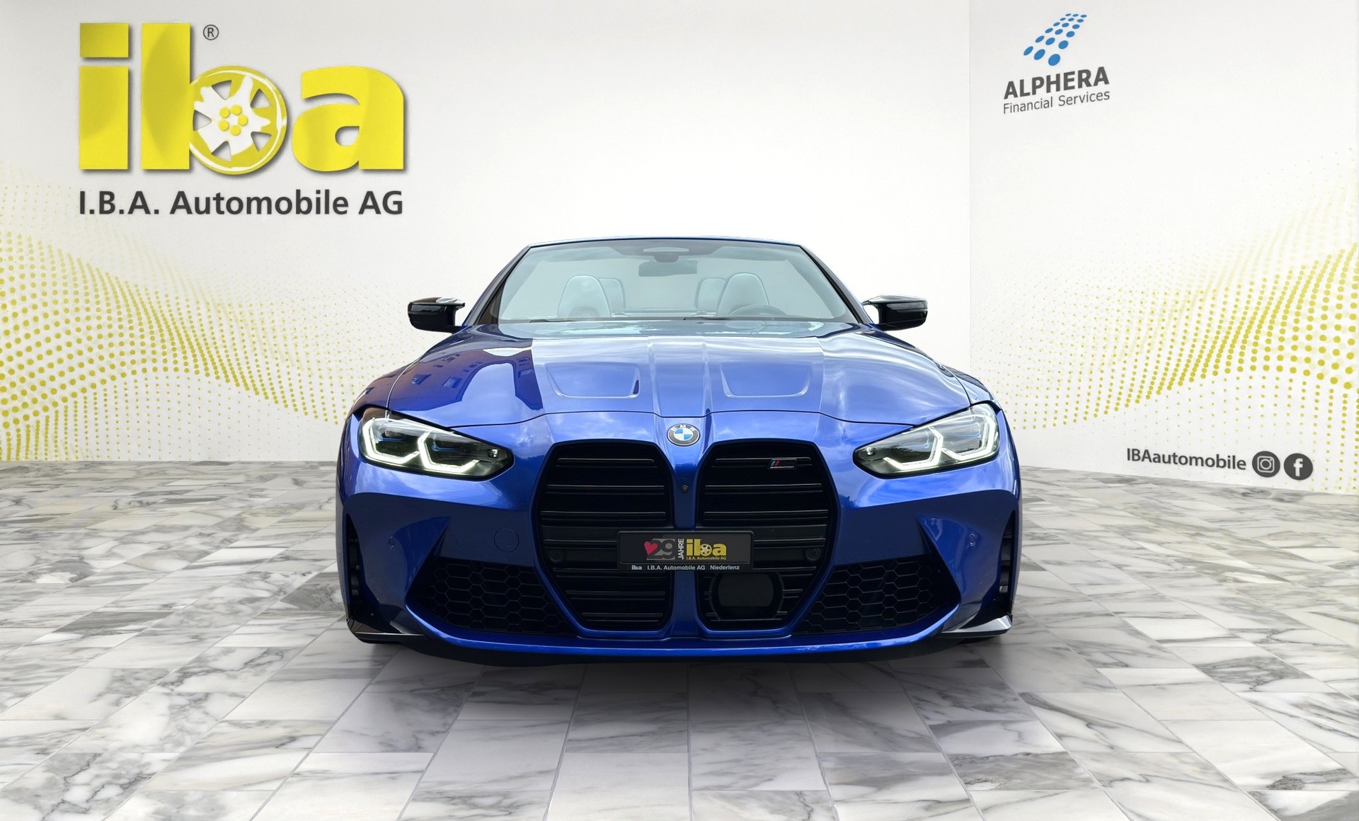 BMW M4 Cabrio Competition M xDrive CURVED DISPLAY! Keramikbremsen / Driving Assistant Professional-image-8