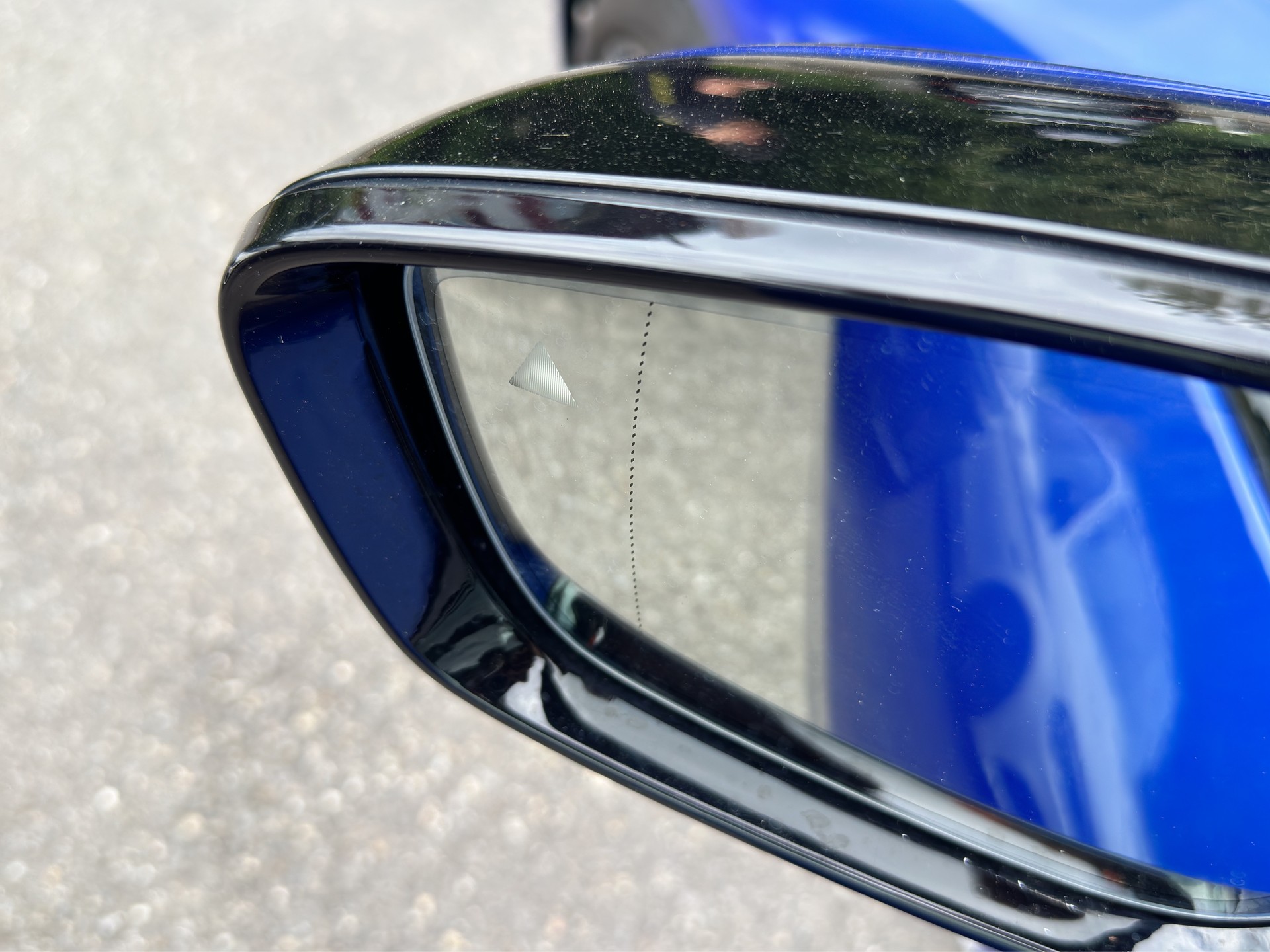 BMW M4 Cabrio Competition M xDrive CURVED DISPLAY! Keramikbremsen / Driving Assistant Professional-image-17