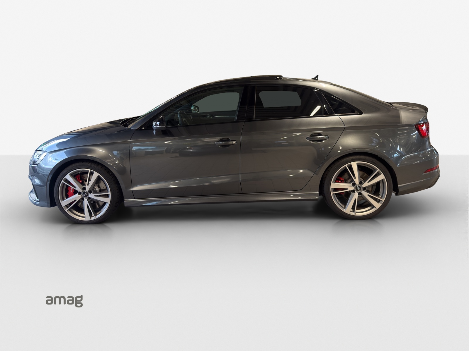 AUDI RS3 Limousine 2.5 TSI quattro S-tronic-showroom-element-1