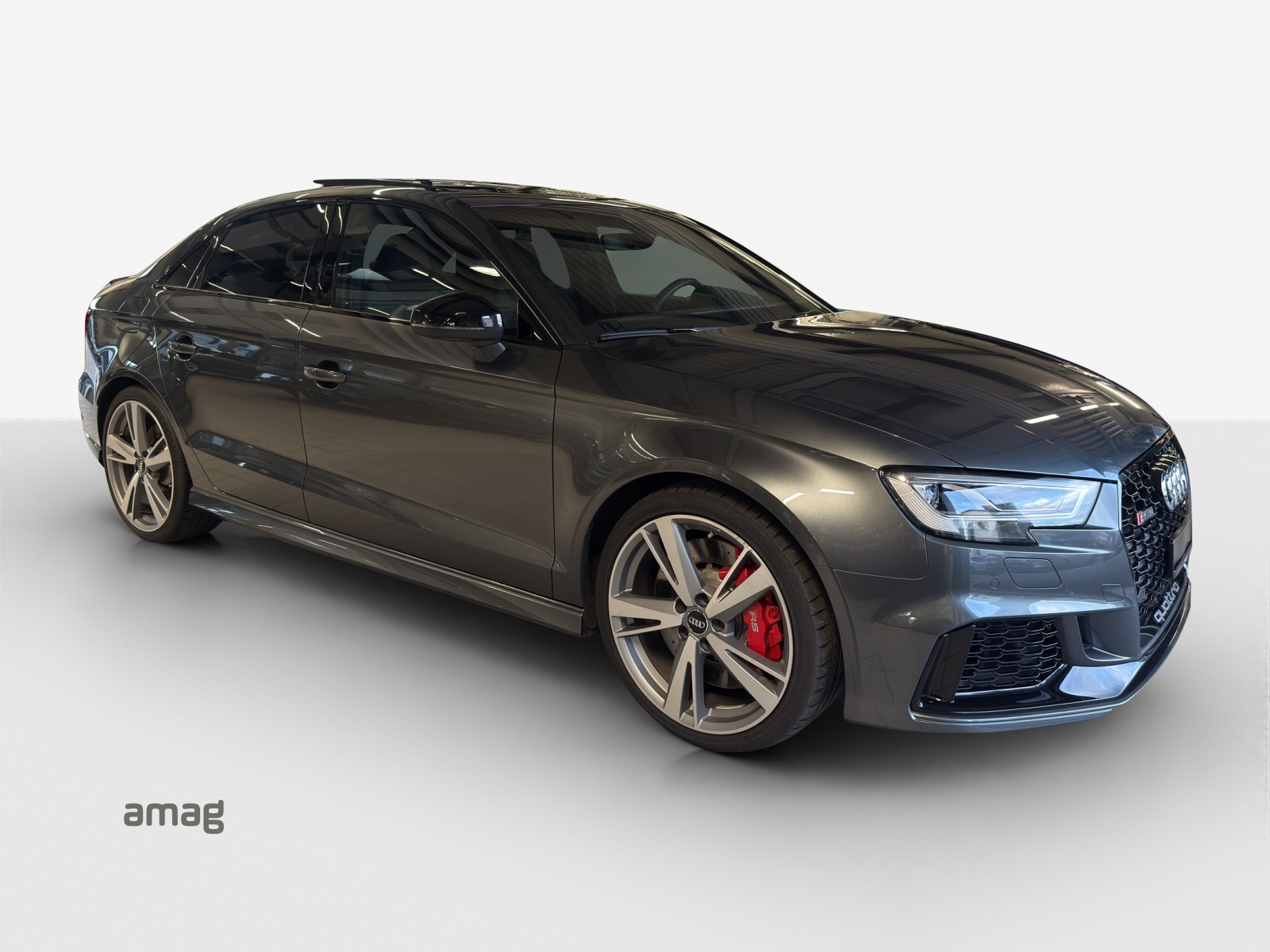 AUDI RS3 Limousine 2.5 TSI quattro S-tronic-image-5
