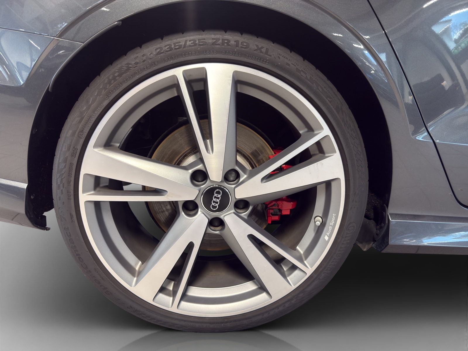 AUDI RS3 Limousine 2.5 TSI quattro S-tronic-image-13