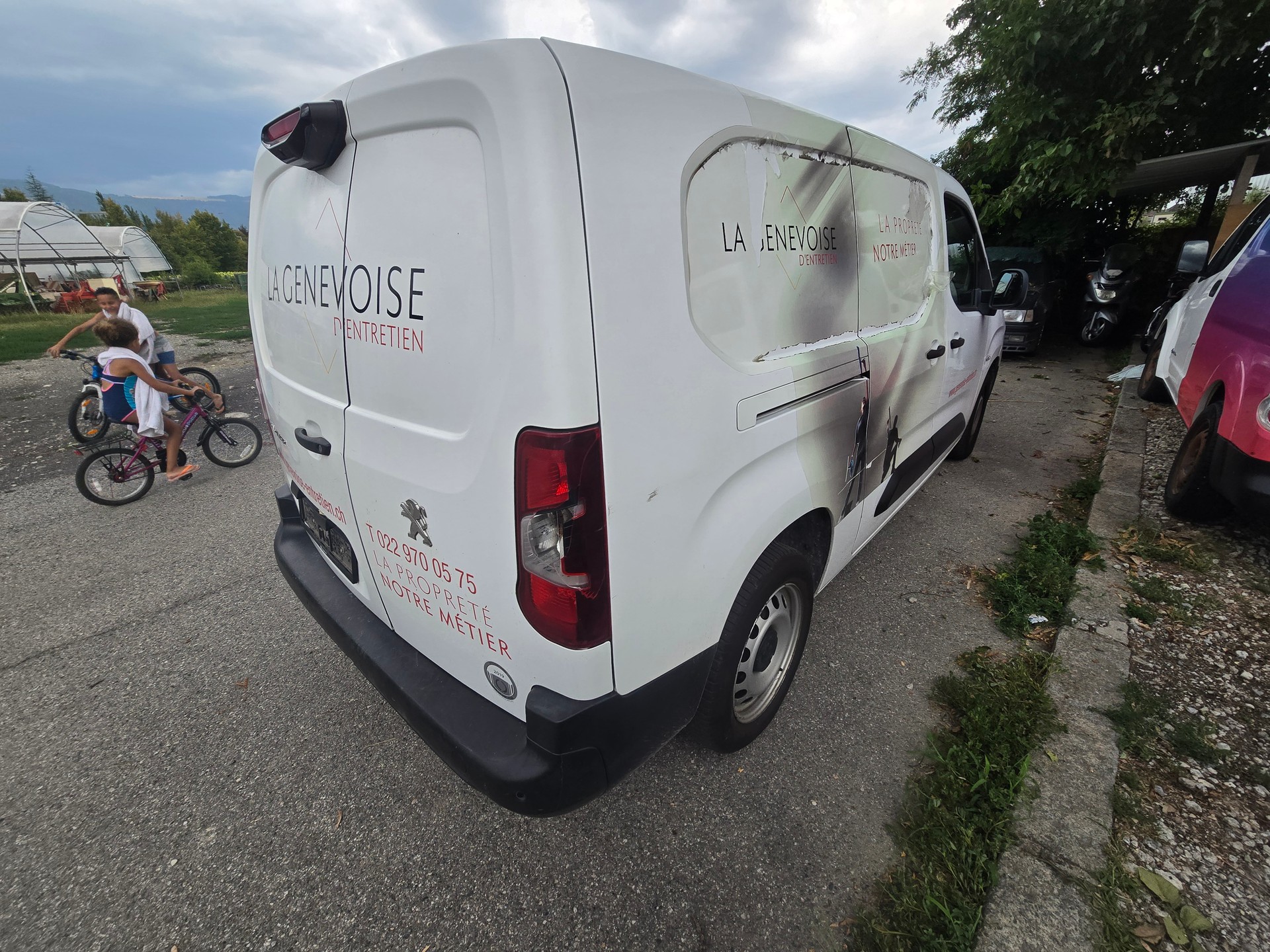PEUGEOT Partner 1.6 Blue HDi s/s Grip Long 1000kg-image-8