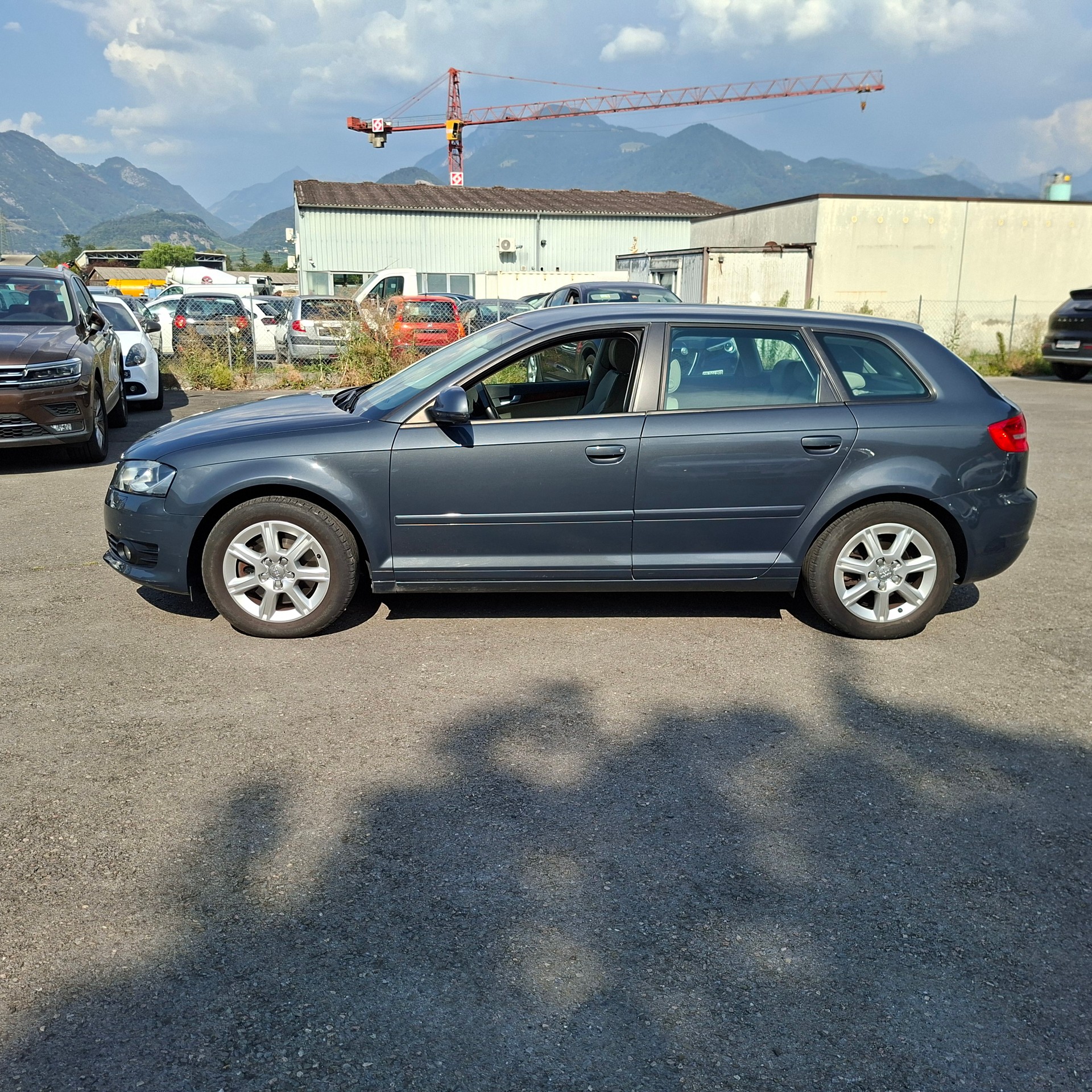 AUDI A3 Sportback 2.0 TFSI Ambition quattro S-tronic-image-5