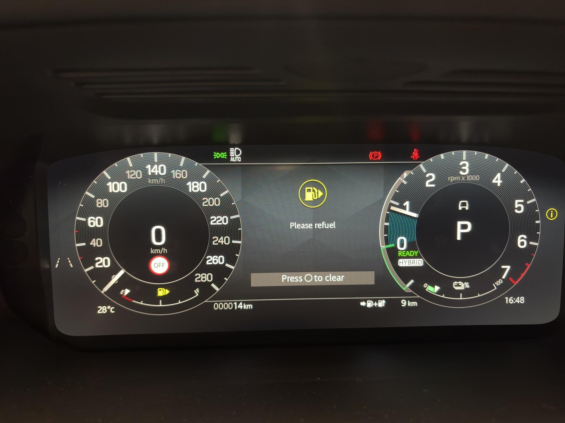 LAND ROVER Discovery Sport 1.5 T 270e Landmark-image-4