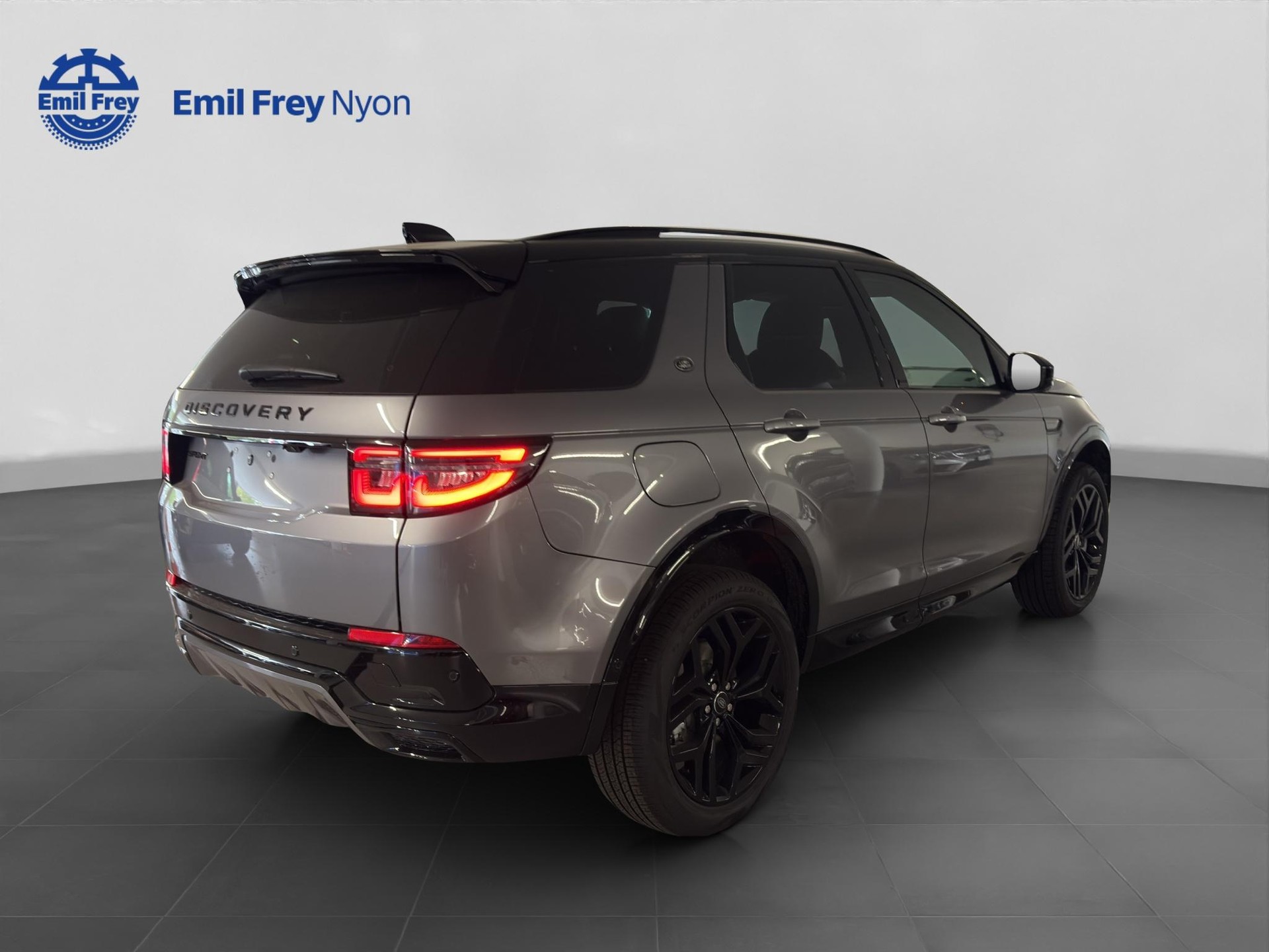 LAND ROVER Discovery Sport 1.5 T 270e Landmark-image-5