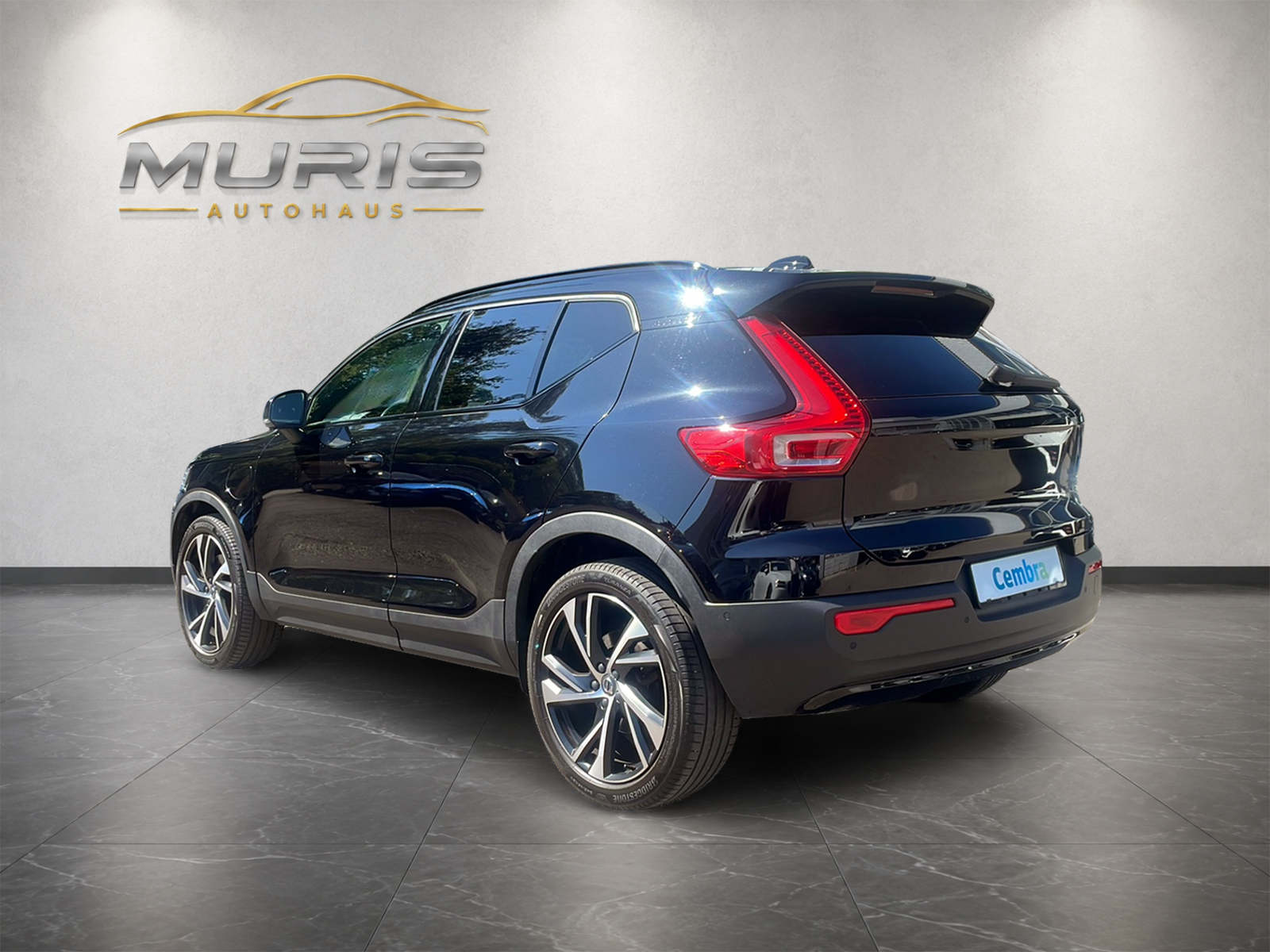 VOLVO VOLVO XC40 T5 TWIN ENGINE R-DESIGN DCT – PLUG-IN HYBRID | R-DESIGN | DCT | SPORTLICH-image-2
