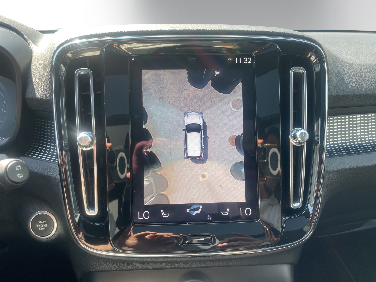 VOLVO XC40 T5 TwE R-Design DCT-image-19