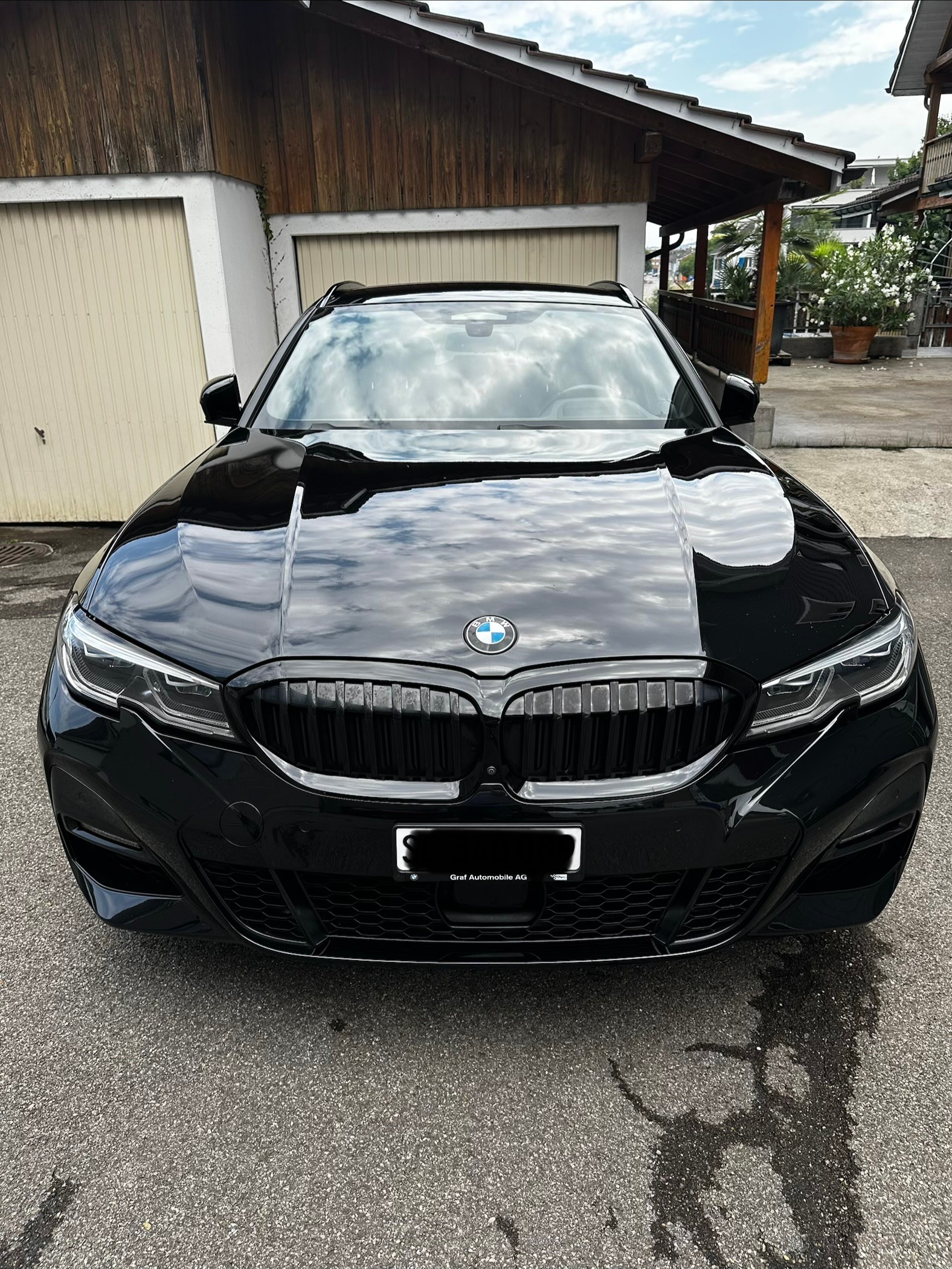 BMW 320d xDrive-image-3