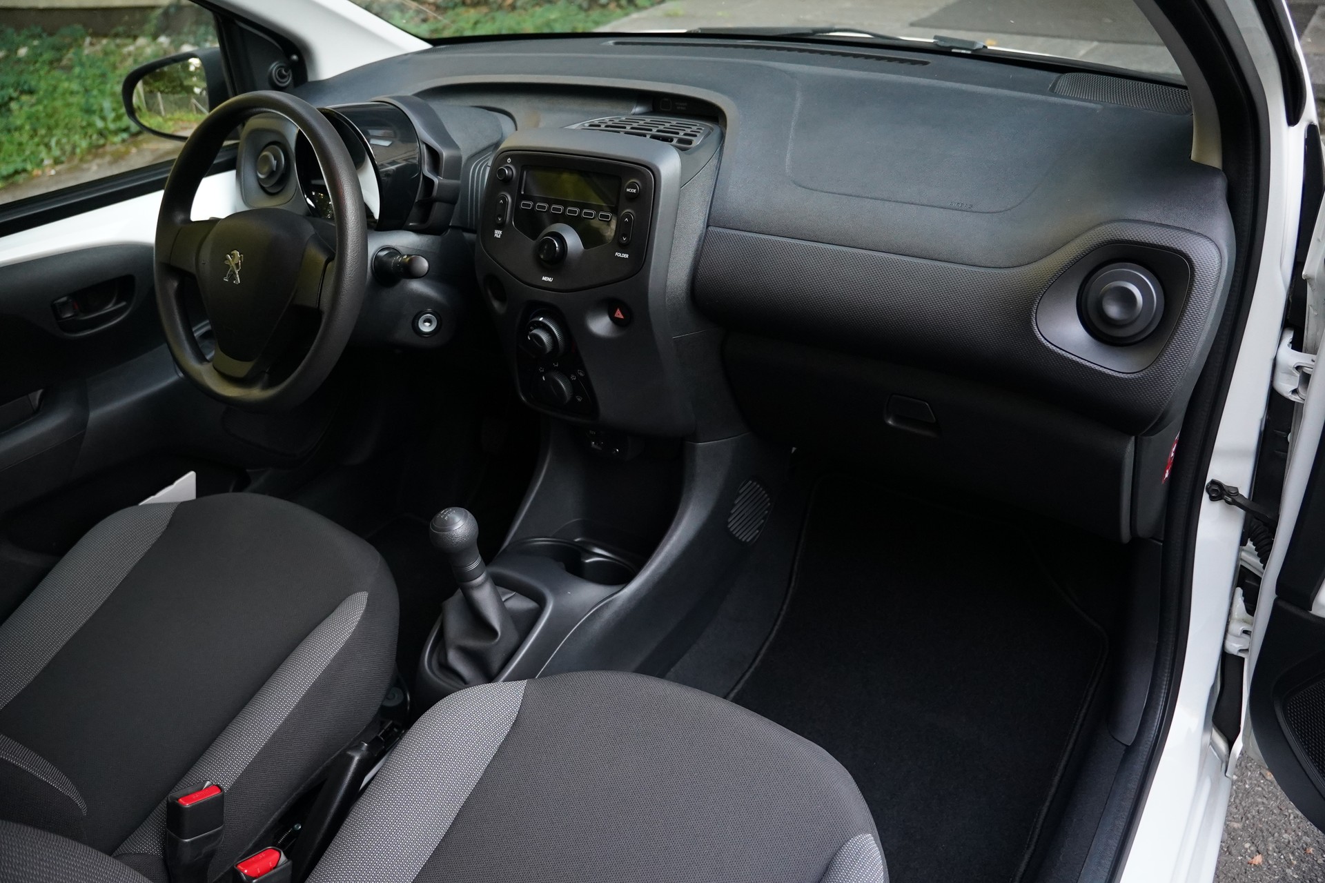 PEUGEOT 108 e-1.0 VTi Stop&Start Active Top-image-29