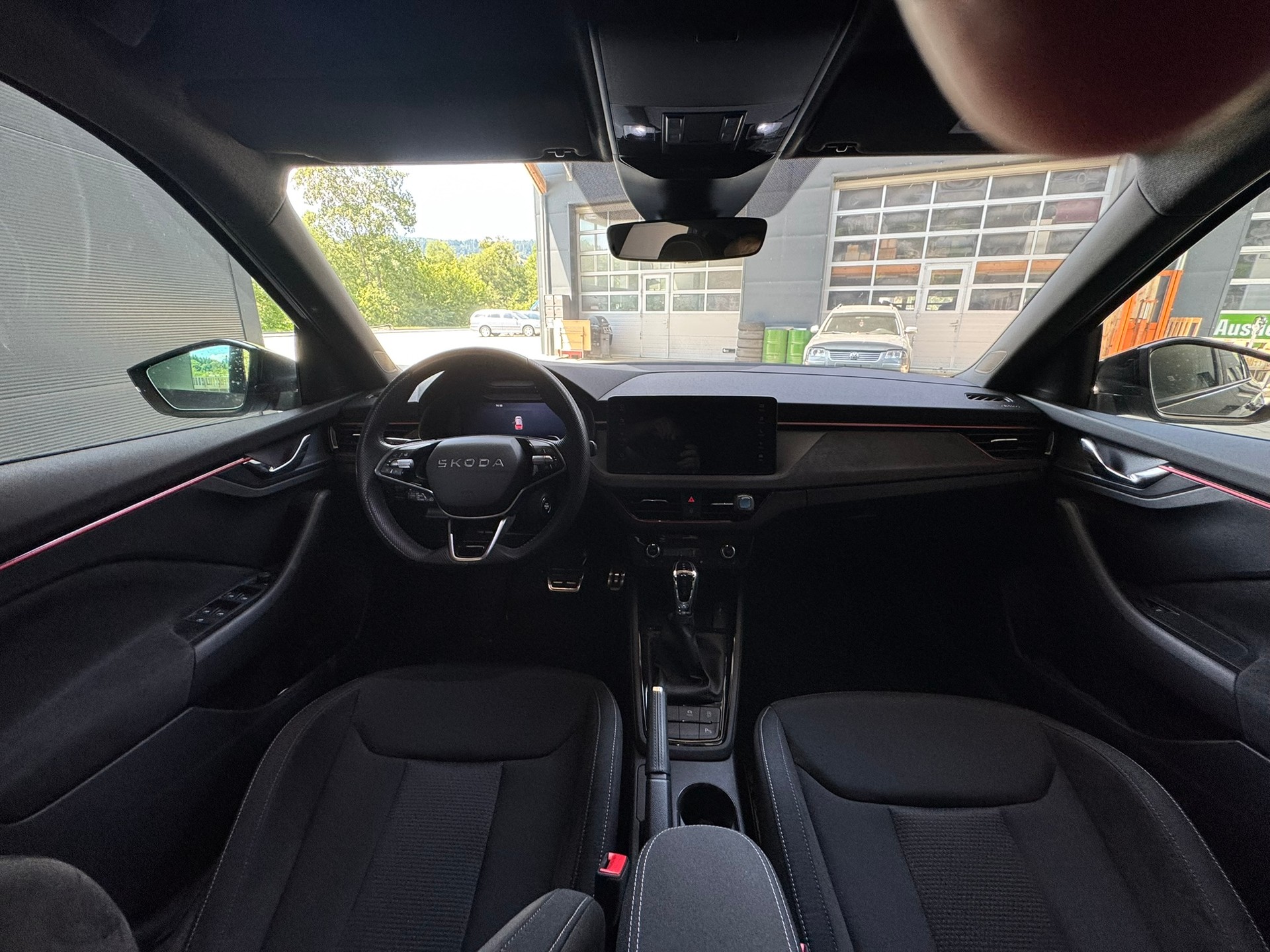 SKODA 1.0 TSI Dynamic DSG-image-10