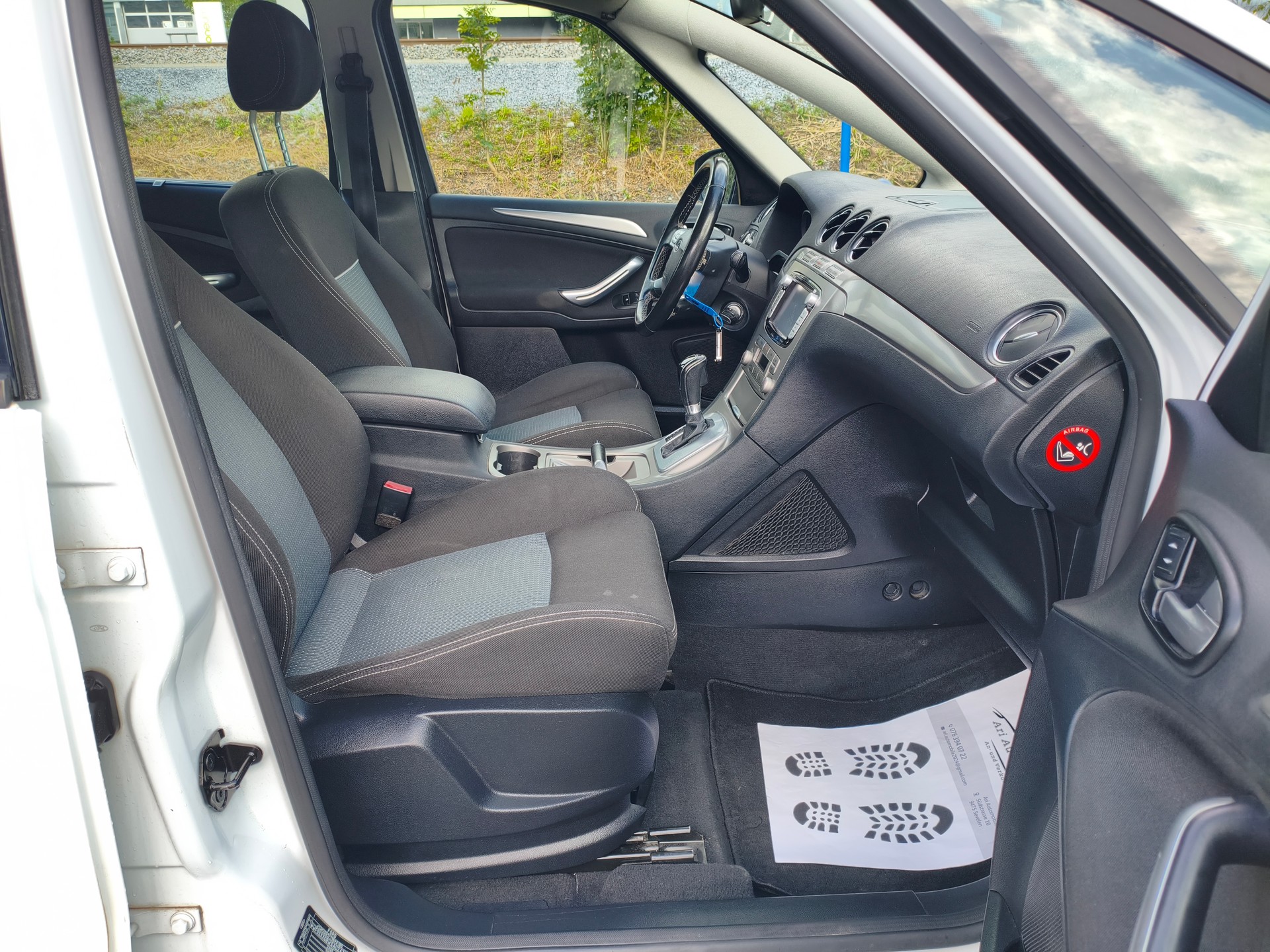 FORD S-Max 2.3i Titanium Automatic-image-13