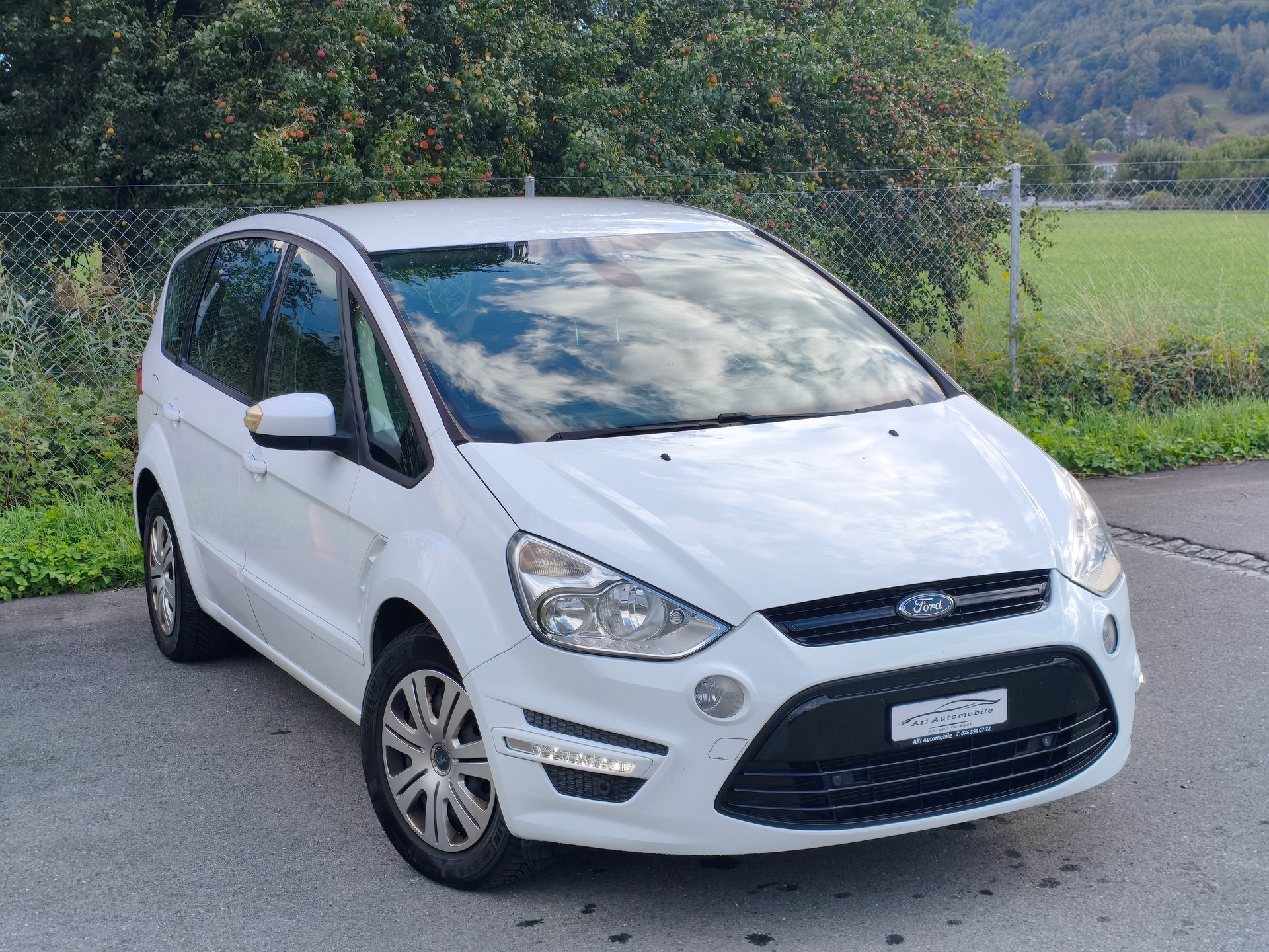 FORD S-Max 2.3i Titanium Automatic-image-3