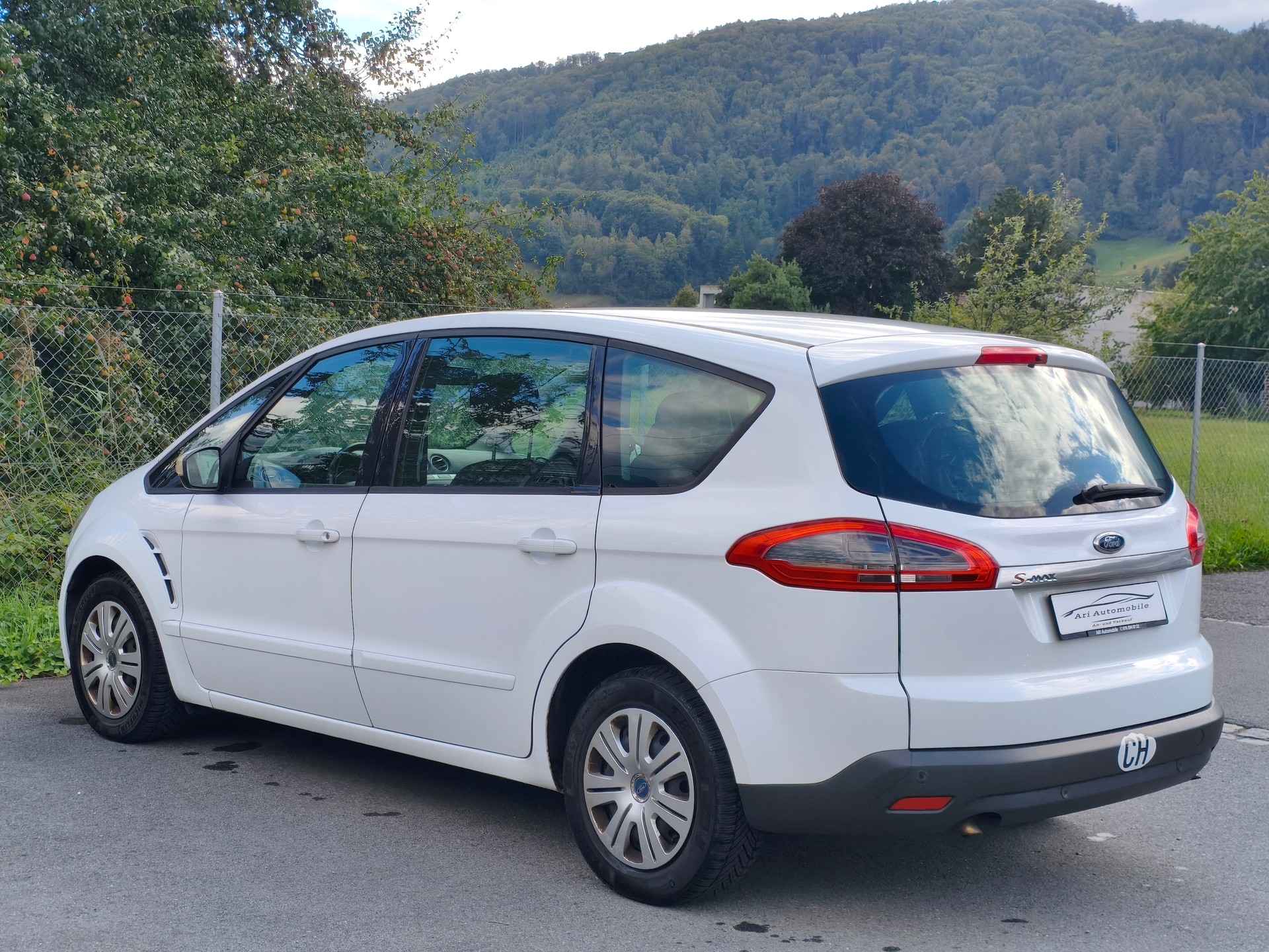 FORD S-Max 2.3i Titanium Automatic-image-8