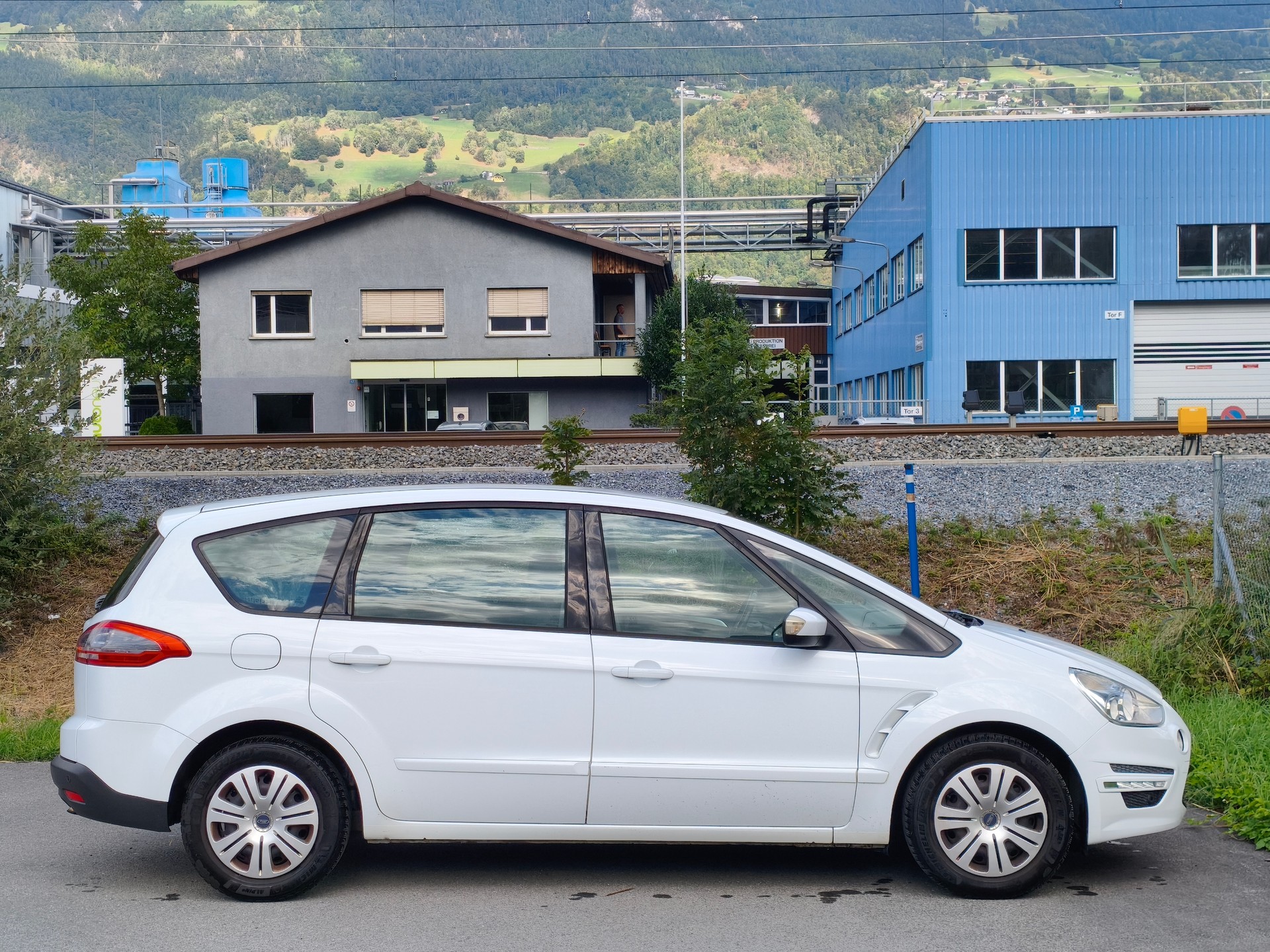 FORD S-Max 2.3i Titanium Automatic-image-4