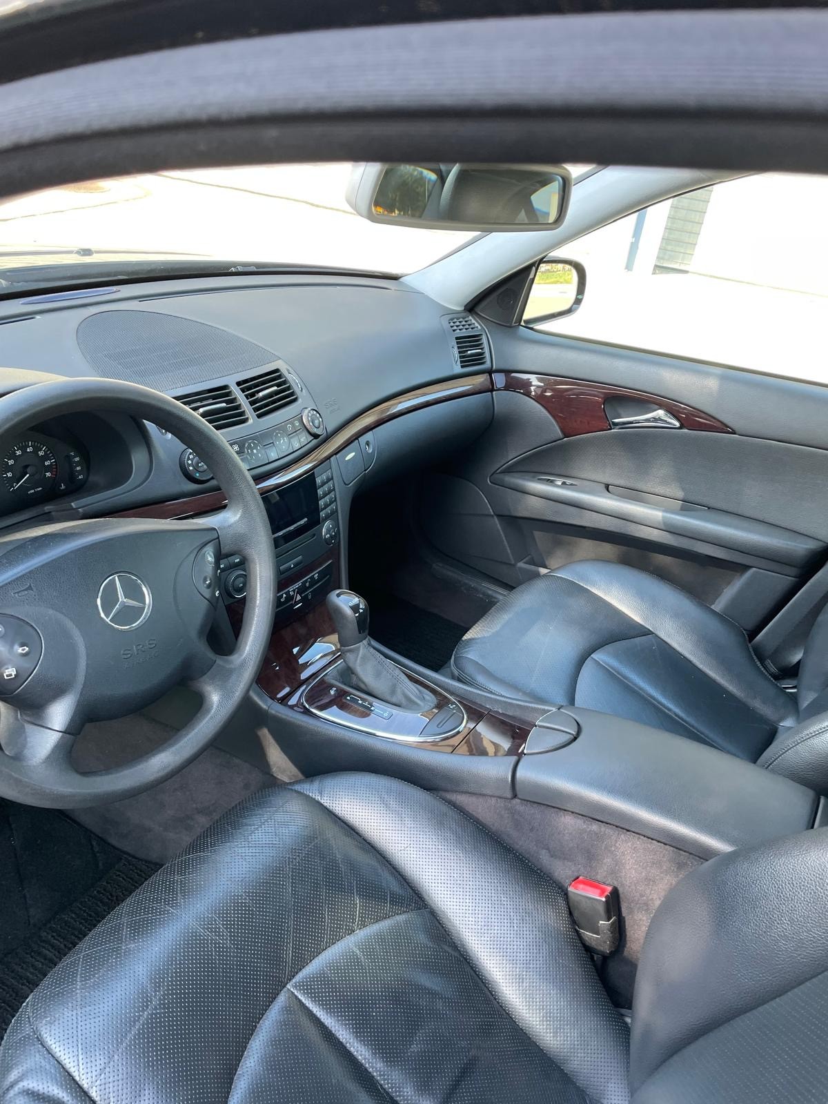 MERCEDES-BENZ E 200 Kompressor Classic-image-8