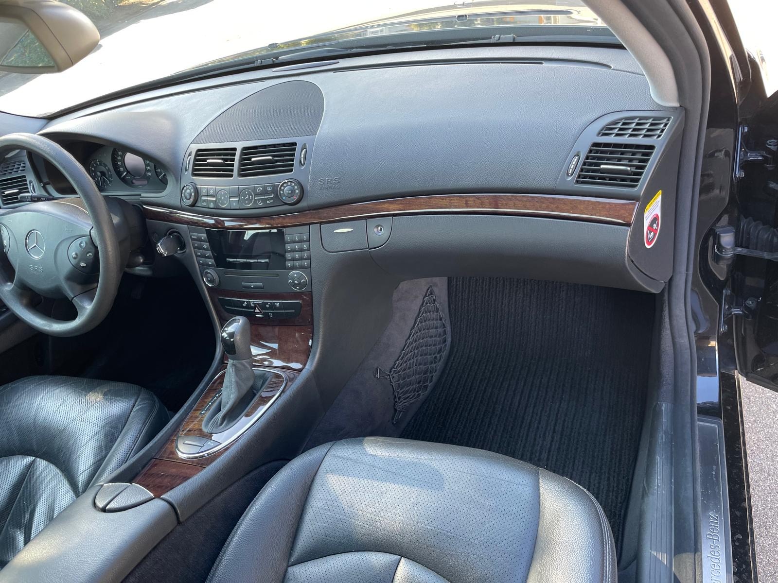 MERCEDES-BENZ E 200 Kompressor Classic-image-7
