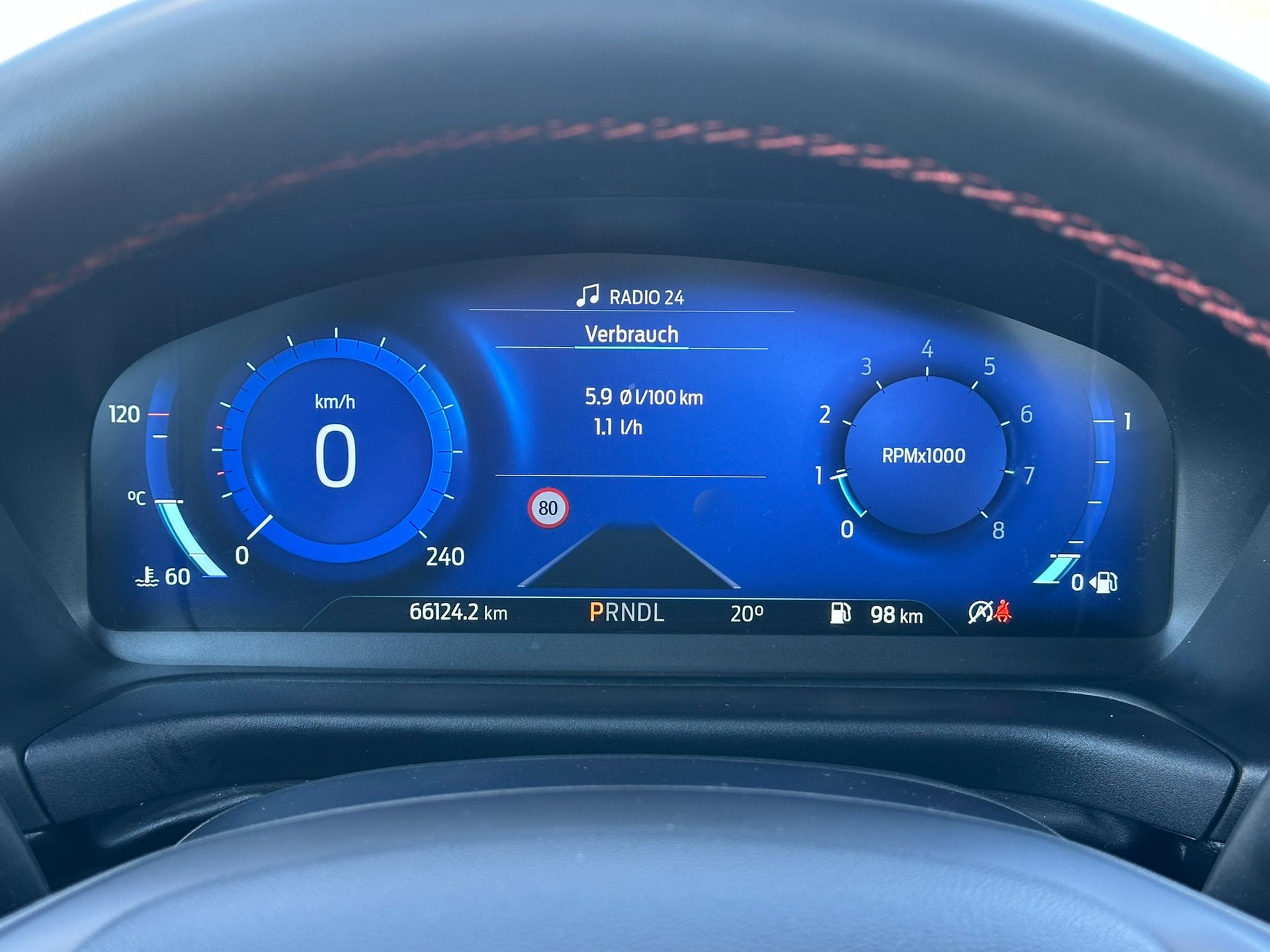 FORD Fiesta 1.0 SCTi MHEV ST Line X Automat-image-15